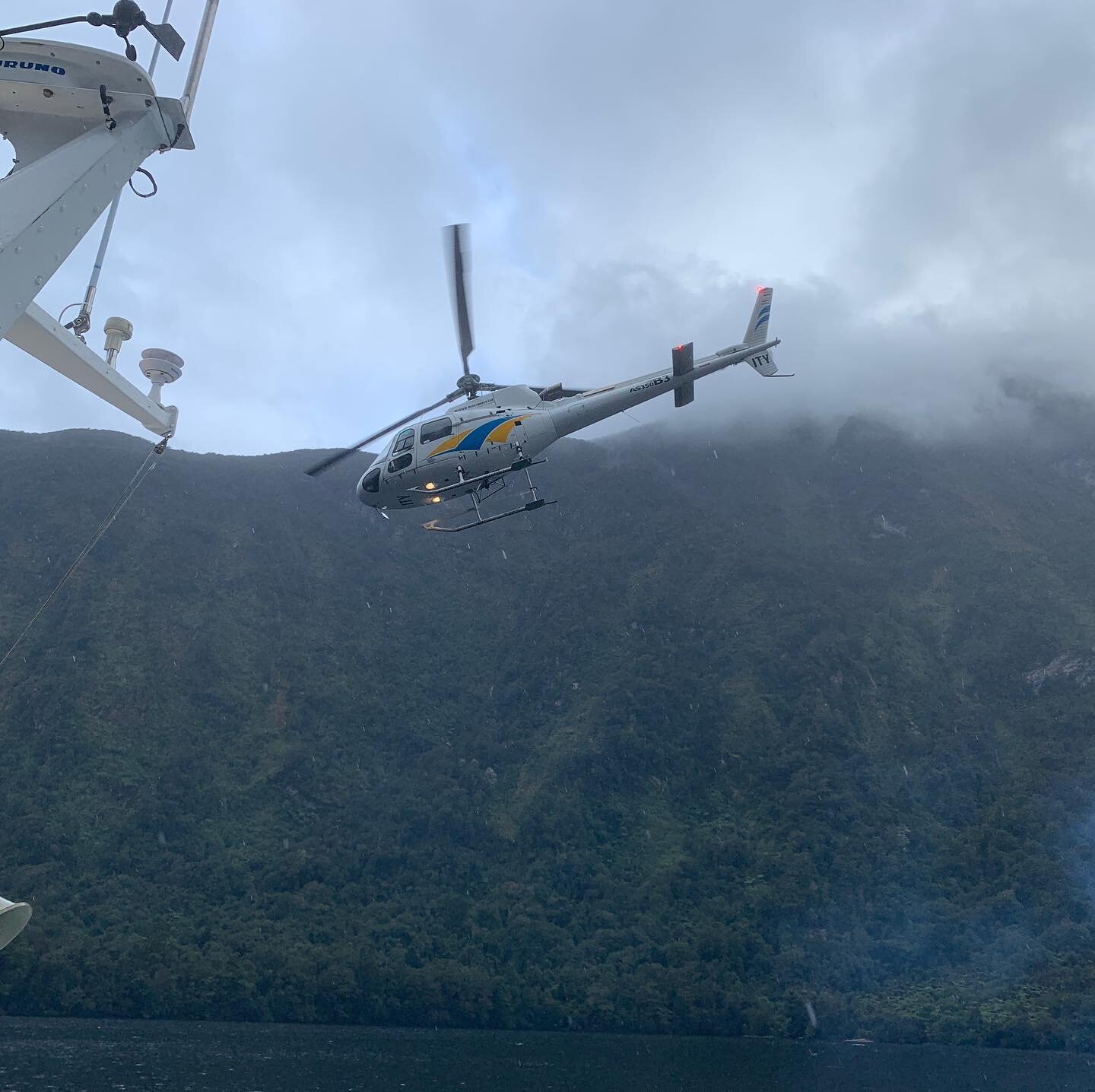 A great family group joined us for an overnight and opted to fly out #fiordland #overnight #travelnz #nztravel #teanauhelicopterservices #crayfish #bluecod