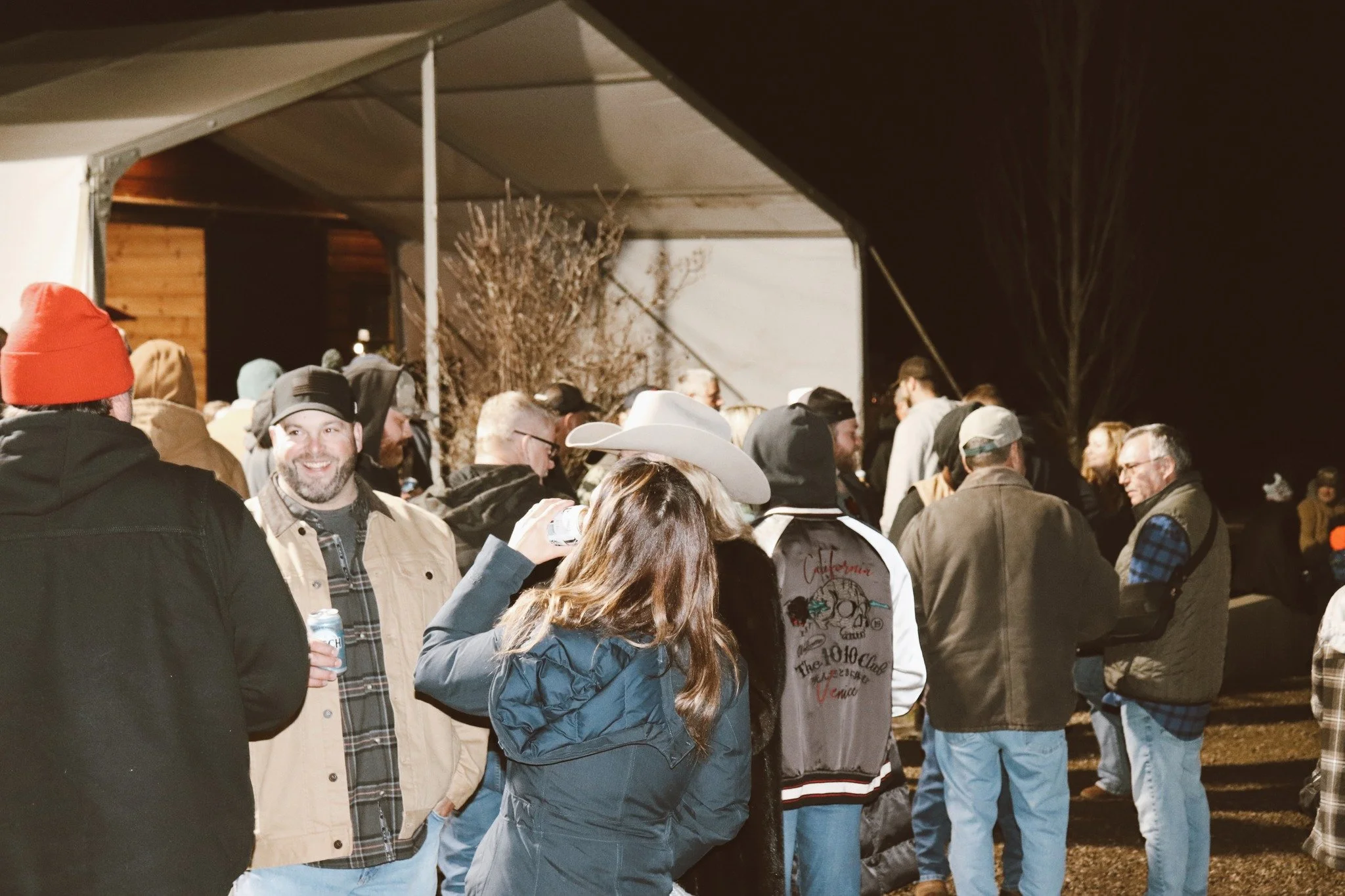 Pictures from the 2nd Annual BuckPole last Friday; we love having the Chelsea community out on the farm 📸 

#buckpole #chelseamichigan #chelseami #robinhillsfarm