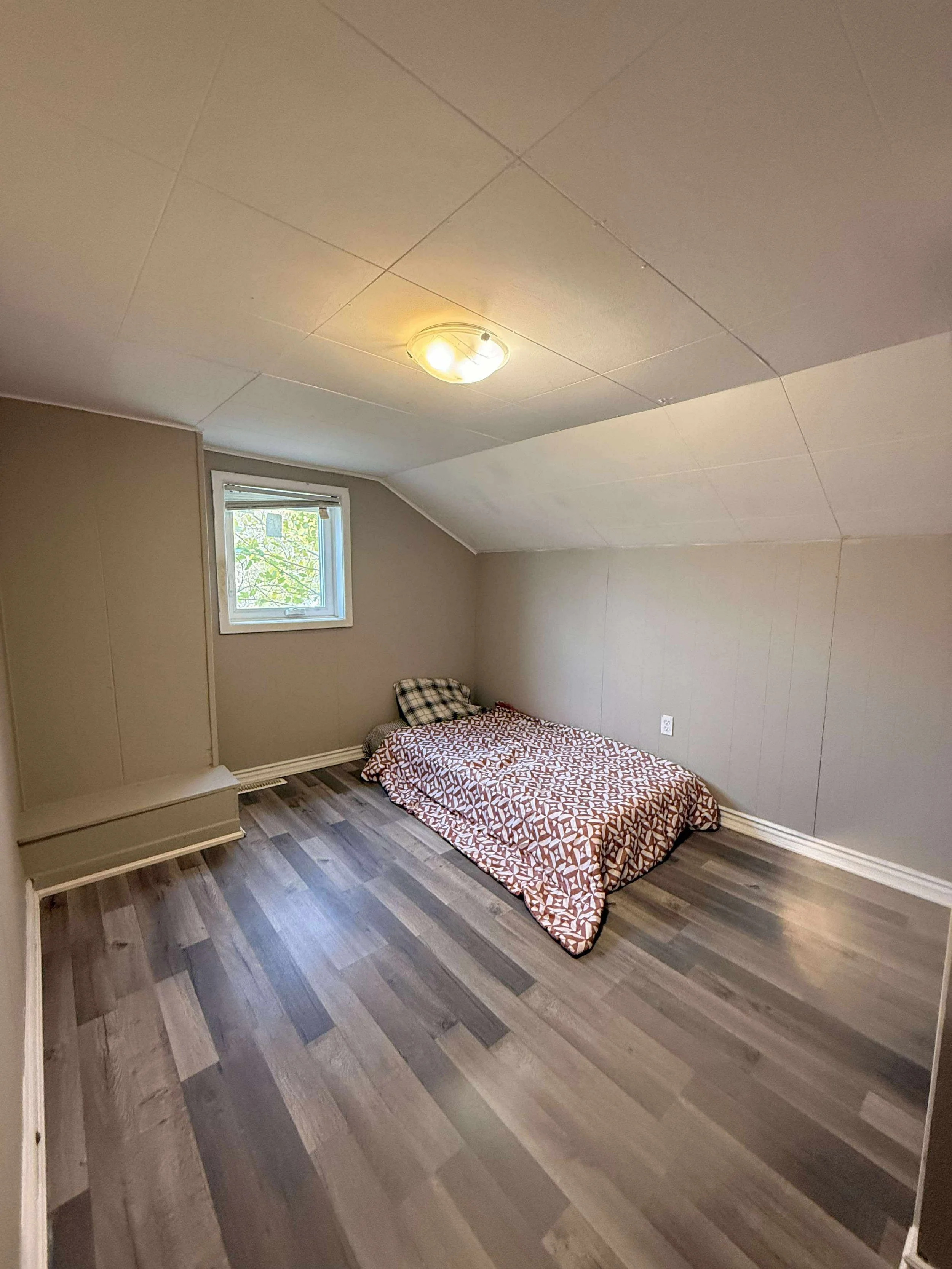 Smaller Upstairs BEdroom.jpg