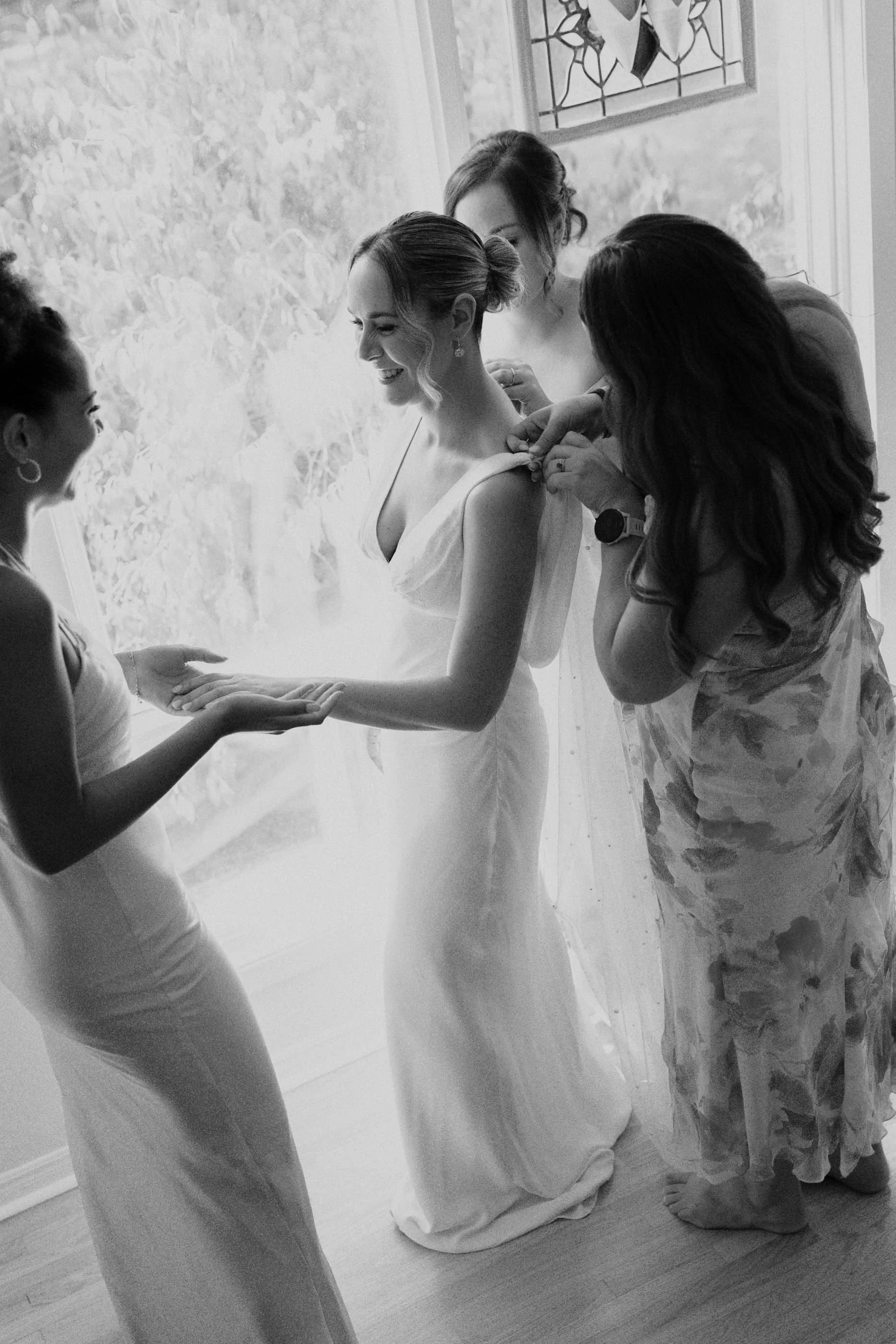WhitneyErinSmith_Toronto_photographer_wedding_weddingphotographer_engagmentshoot_-27.jpg