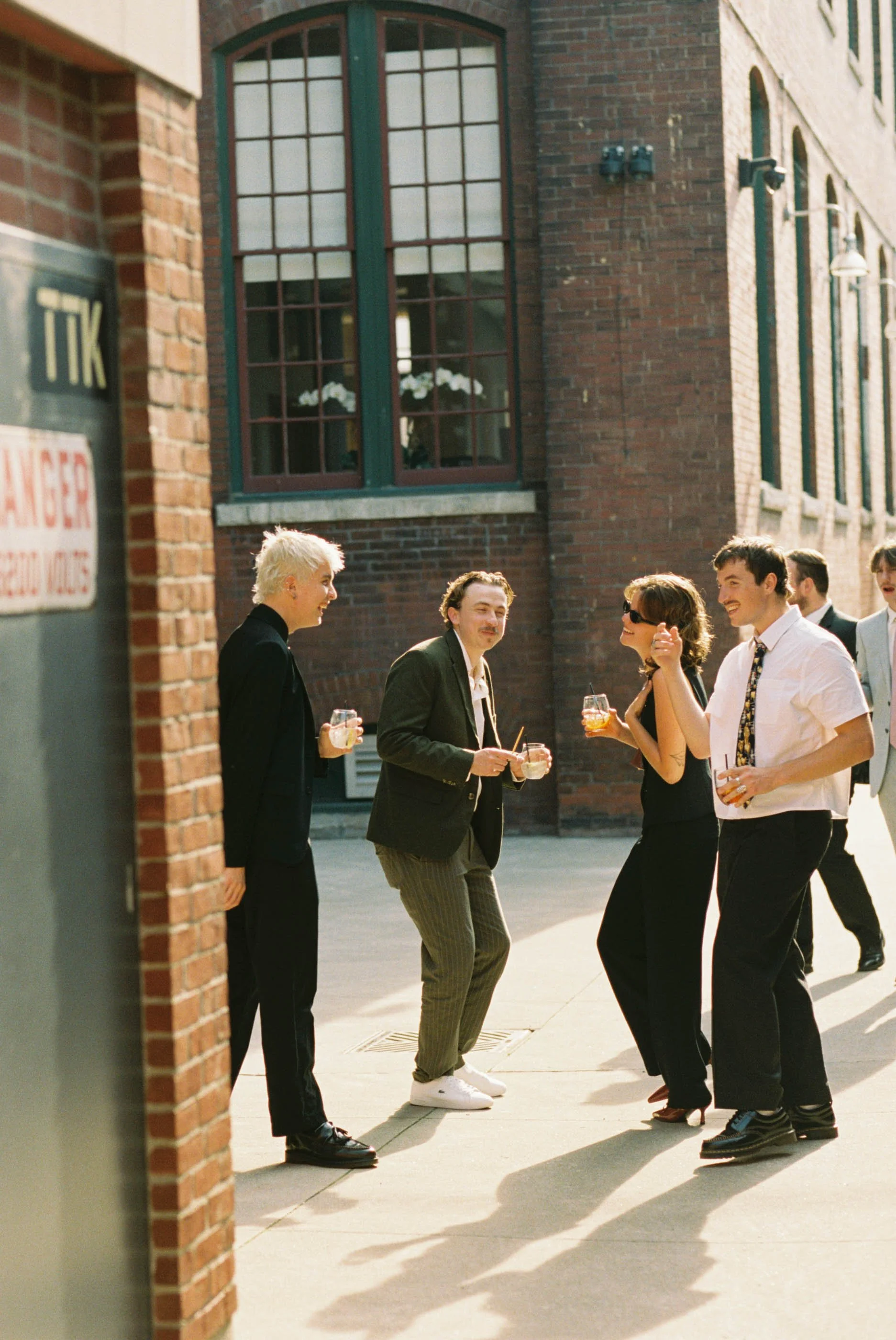 WhitneyErinSmith_Toronto_photographer_wedding_weddingphotographer_engagmentshoot_-66.jpg