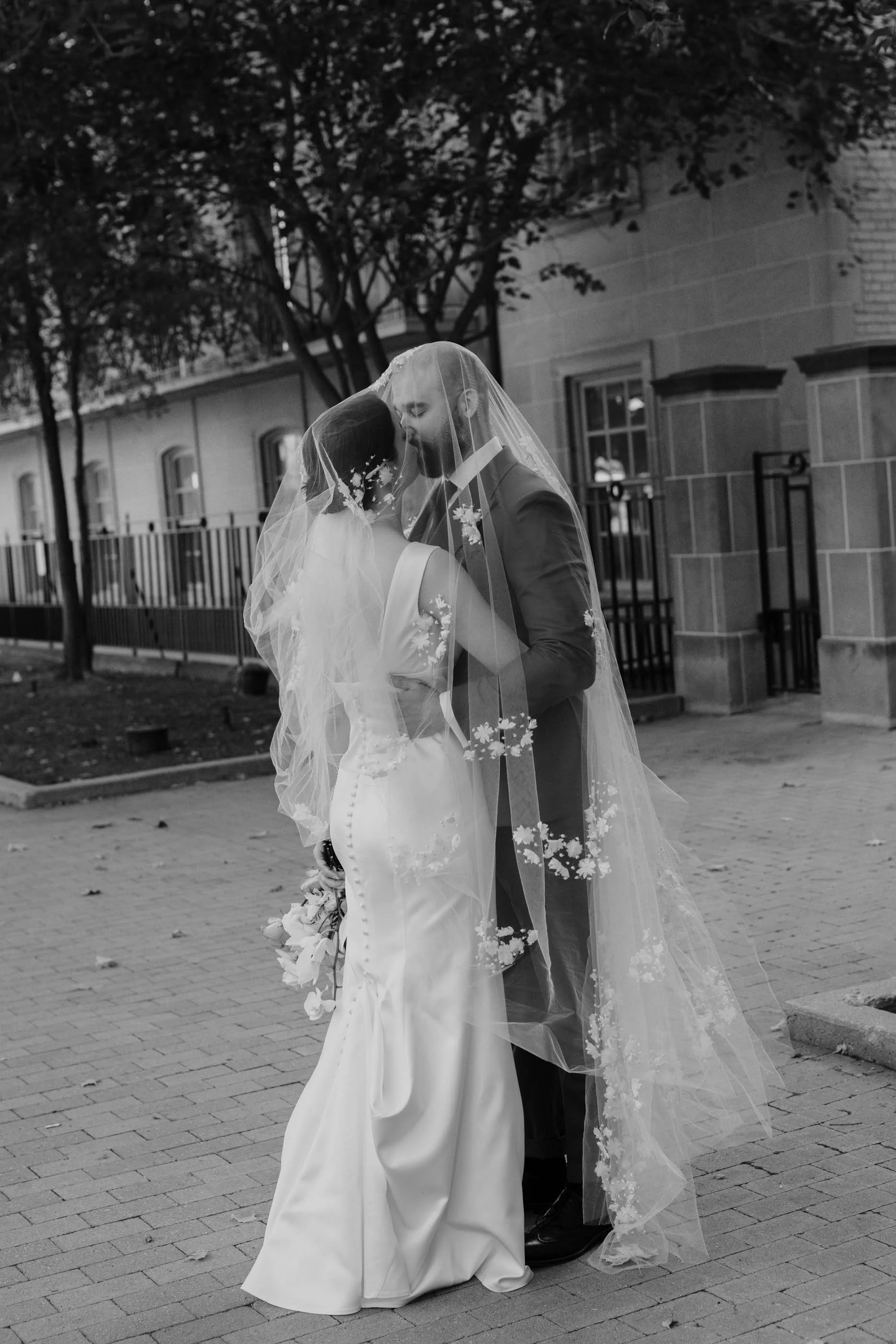 WhitneyErinSmith_Toronto_photographer_wedding_weddingphotographer_engagmentshoot_-93.jpg