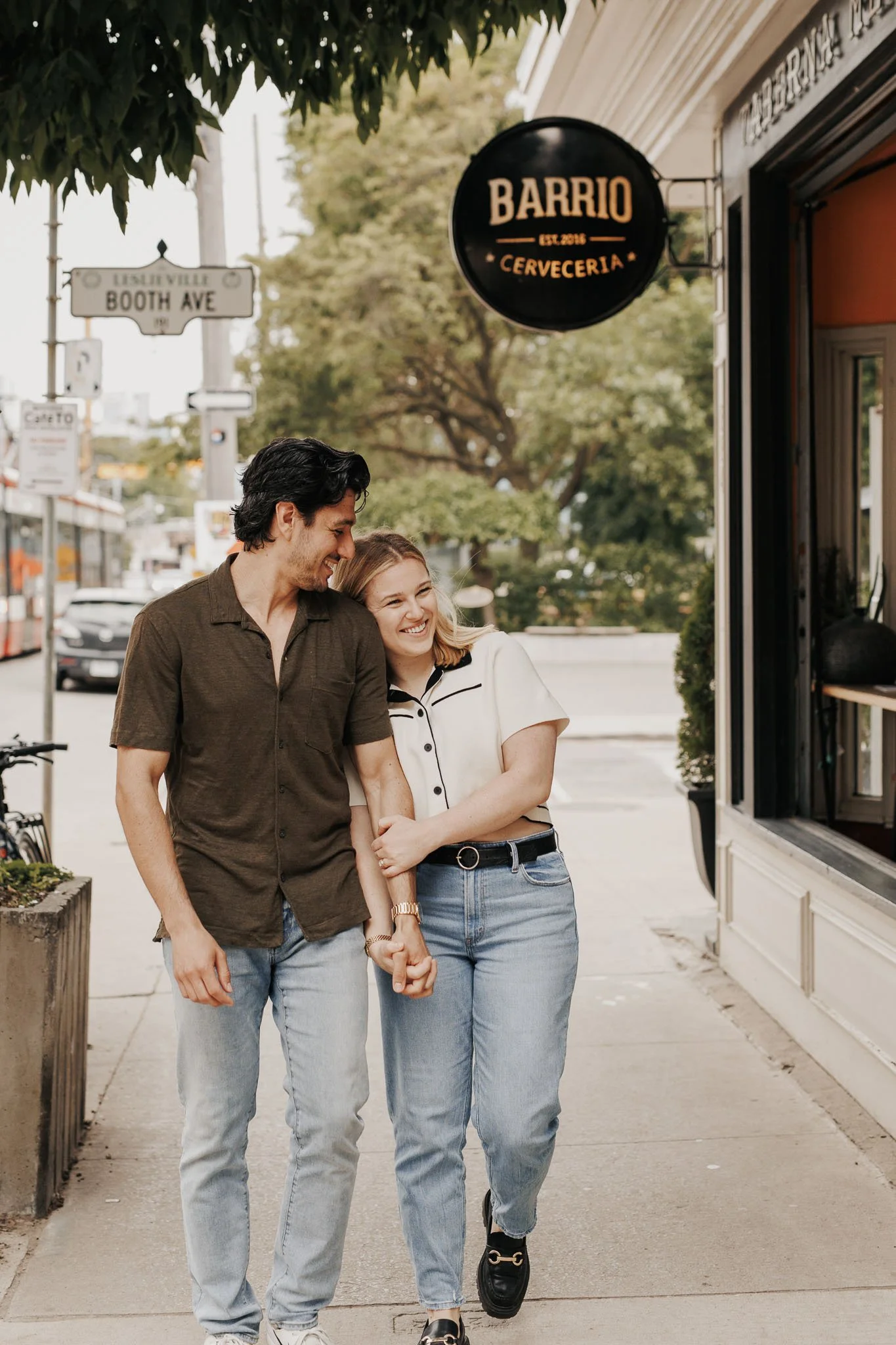 WhitneyErinSmith_Toronto_photographer_wedding_weddingphotographer_engagmentshoot_-41.jpg