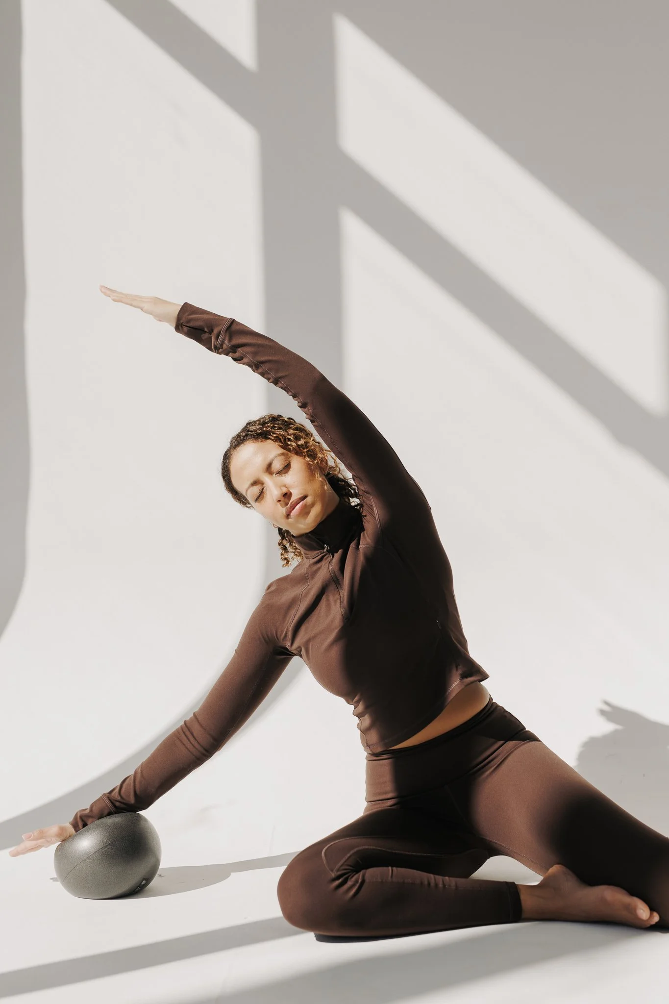 WhitneyErinSmith_Toronto_photographer_wedding_weddingphotographer_portrait_yoga_fitness-21.jpg