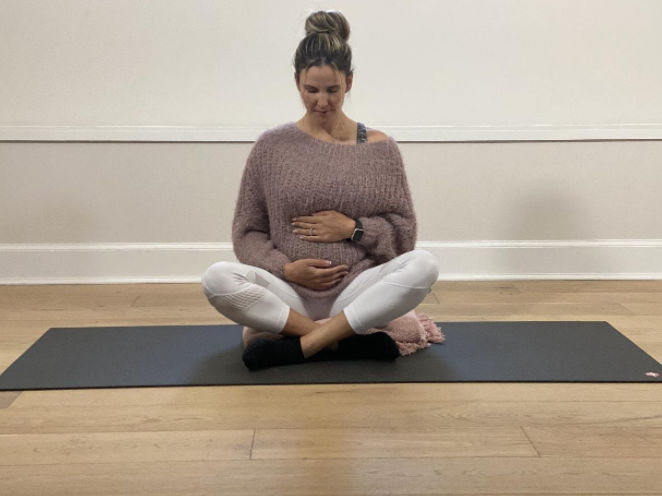 How to incorporate yoga and meditation for pregnant female inmates