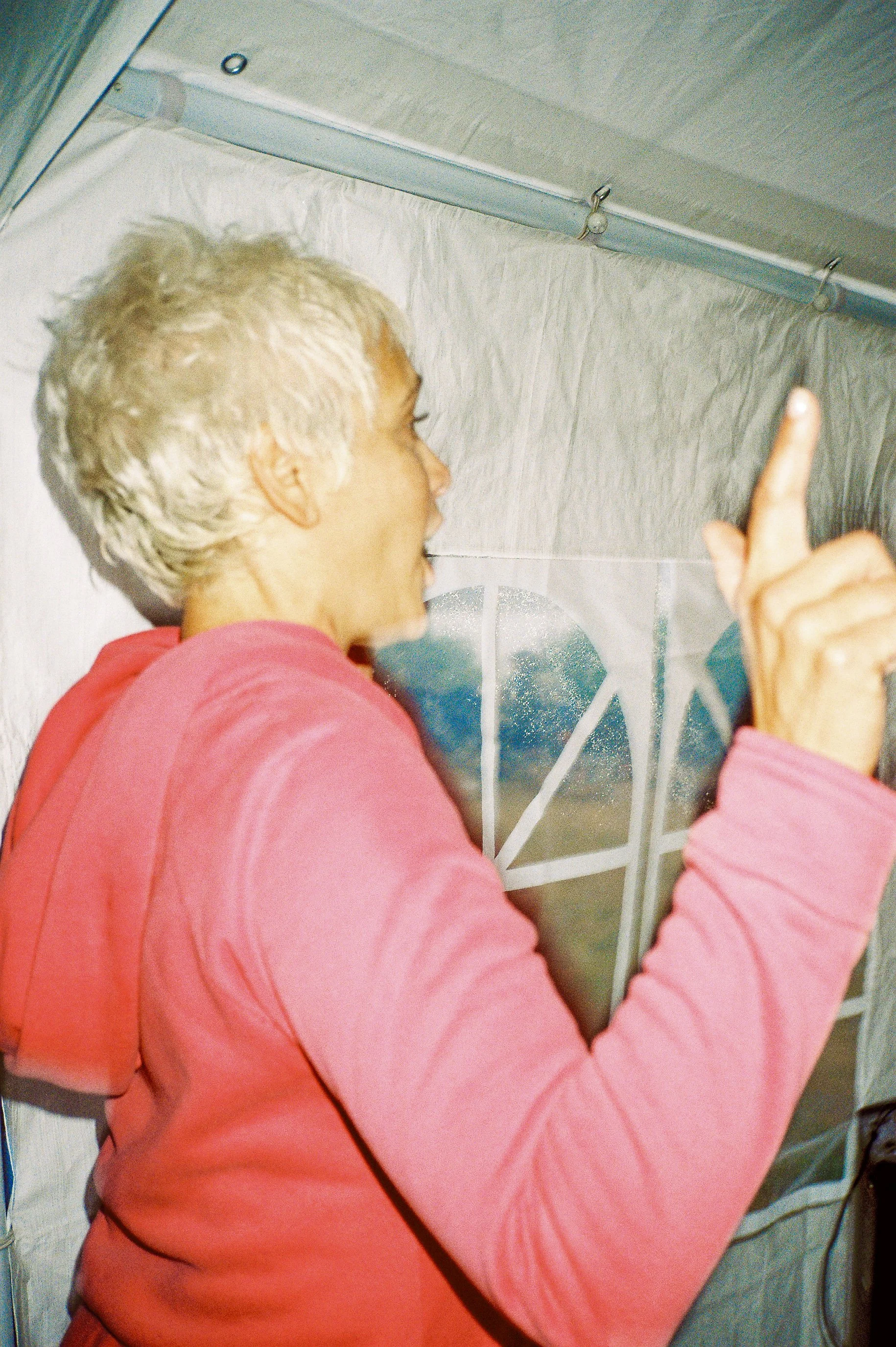 R1-01724-0012 3.jpg
