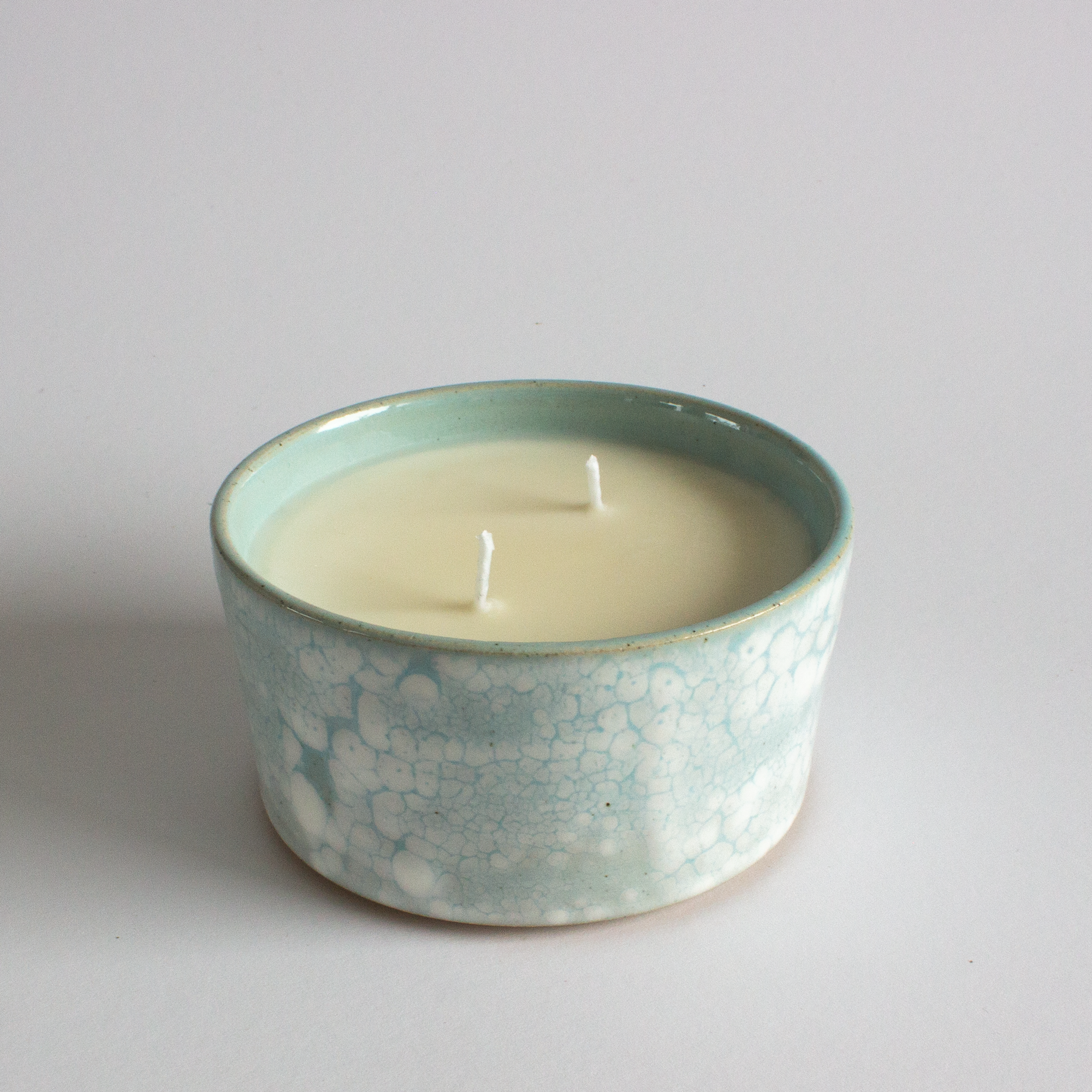 fw-winter-candles-ice-flows-square.png