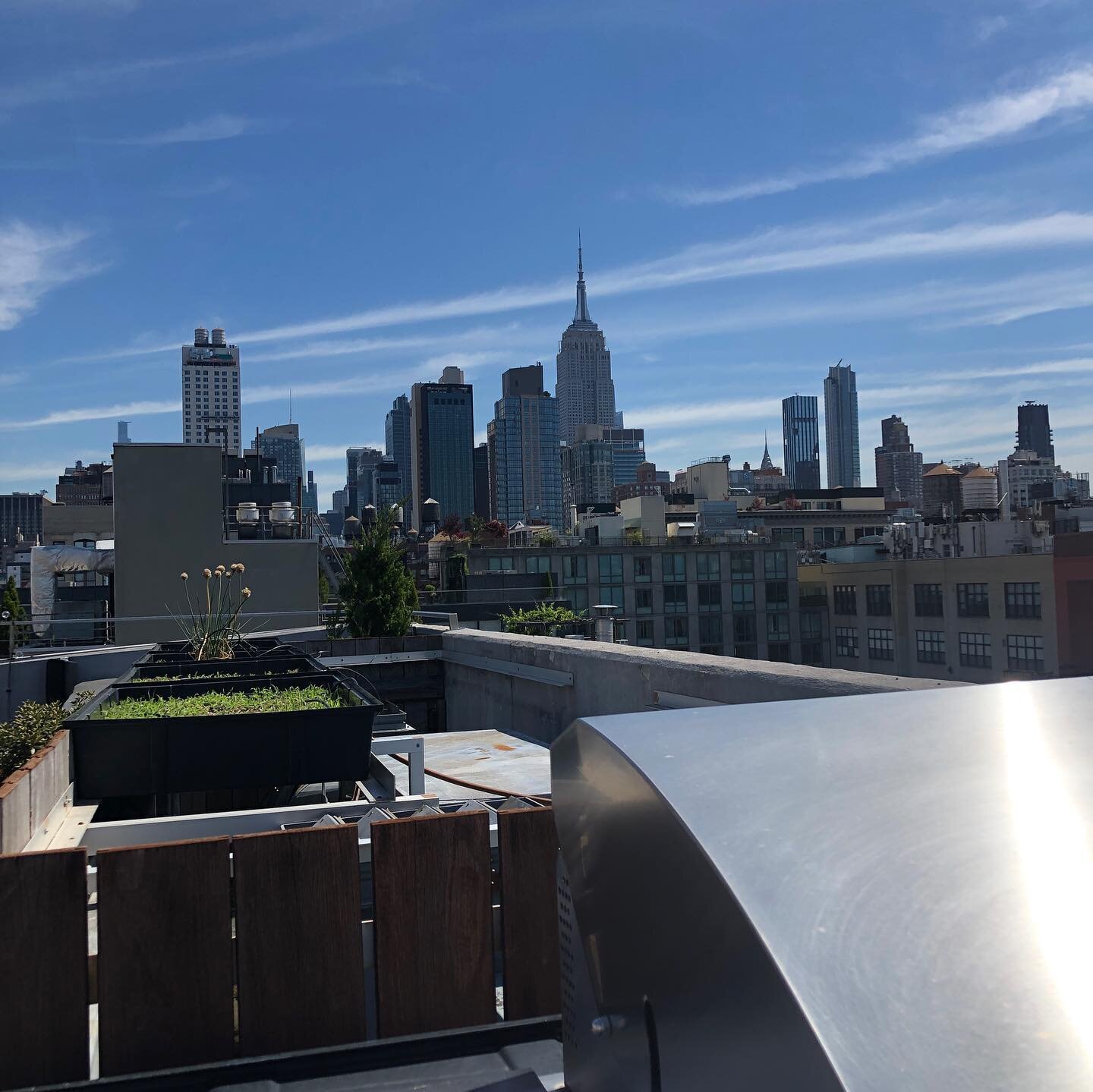 This Spring I had many Rental clients asking for apartments with roof decks. Guess what? There are SO many attainable roof decks here in the city! Check out some of the many different angles of New York City&hellip; which one do you LOVE the most? 

