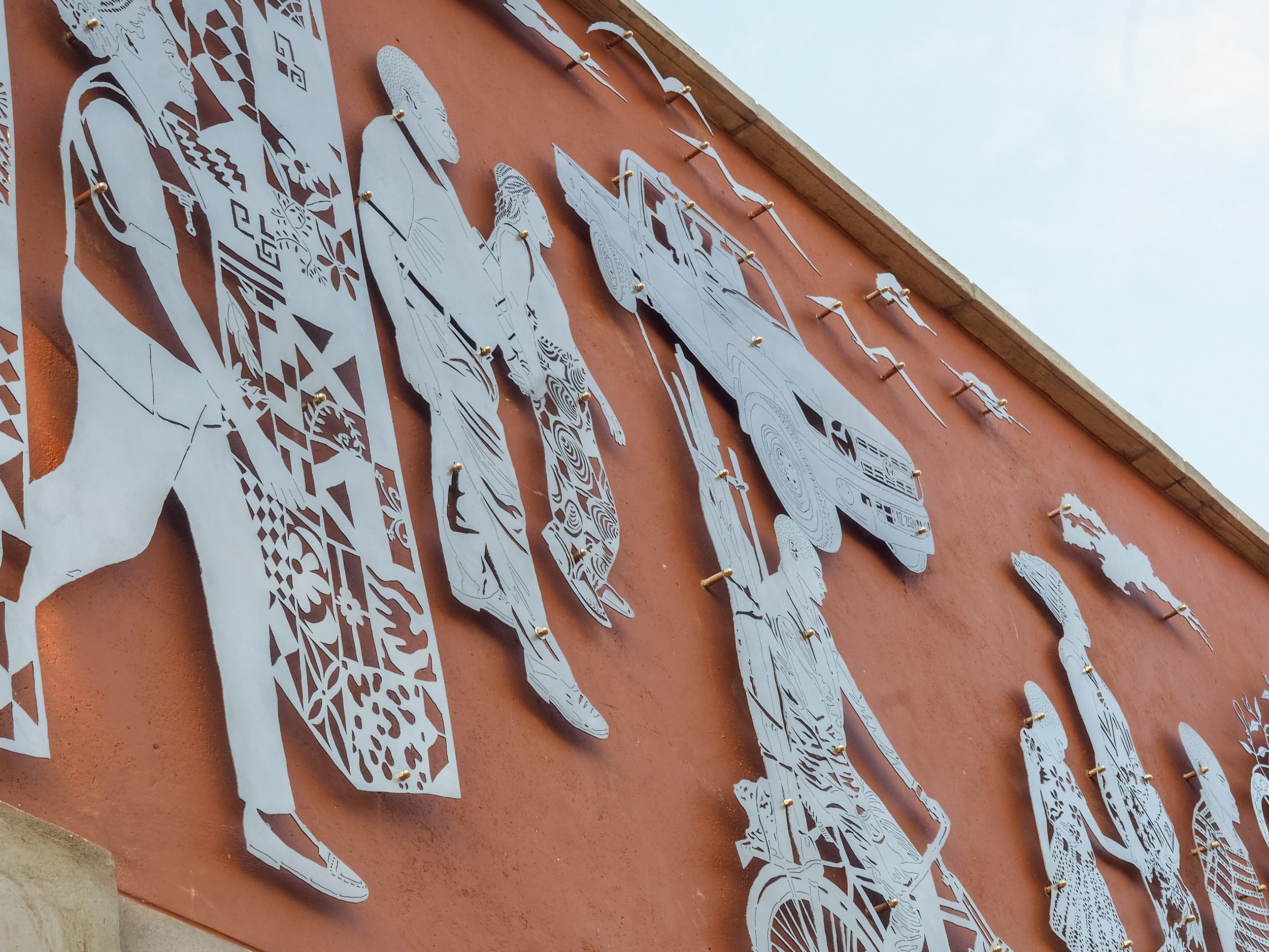 RuSH Clinic cut metal mural
(plasma cut stainless steel, 31'x8')
collaboration with Michael Kapalamula
Lilongwe, Malawi
2024