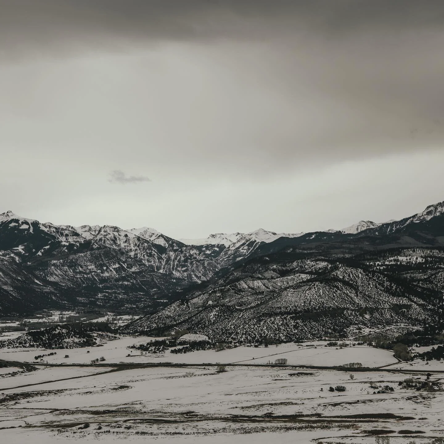 It's March and weather in Ouray can be all over the map.  Beautiful spring days and beautiful storms.  The front is moving across our mountains today with SNOW in the forecast!  If you are headed into the backcountry, take precaution but the colder temps mean more laps in the Ouray Ice Park.  It also means more water stored in our mountain towers (peaks) for summer flowers and runoff.

⁣
.⁣
.⁣
.⁣
.⁣
.⁣
#explorecolorado #snowy #colorado #snowing #switzerlandofamerica #coloradophotography #ouray #coloradogram #coloradical #wintertime #winterdays #estespark #ilovecolorado #rockymountains #coloradolife #winterlover #coldweather #campervan #idaho #winter #manitousprings #findyourpark #choosemountains #viewsfromcolorado #freezing #autumncolors #colorfulcolorado #wintervibes #coloradomountains #mountainphotography