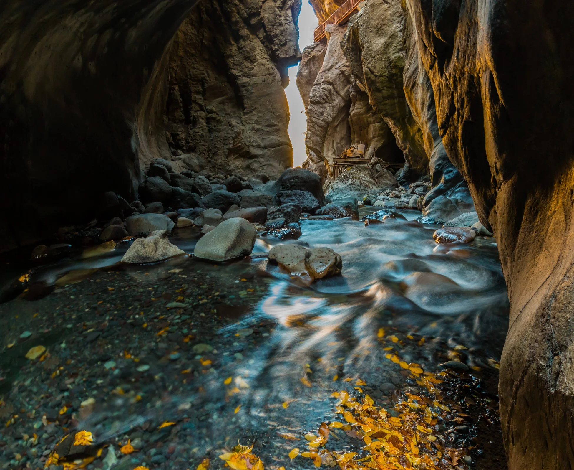Box Canon Falls in the Fall