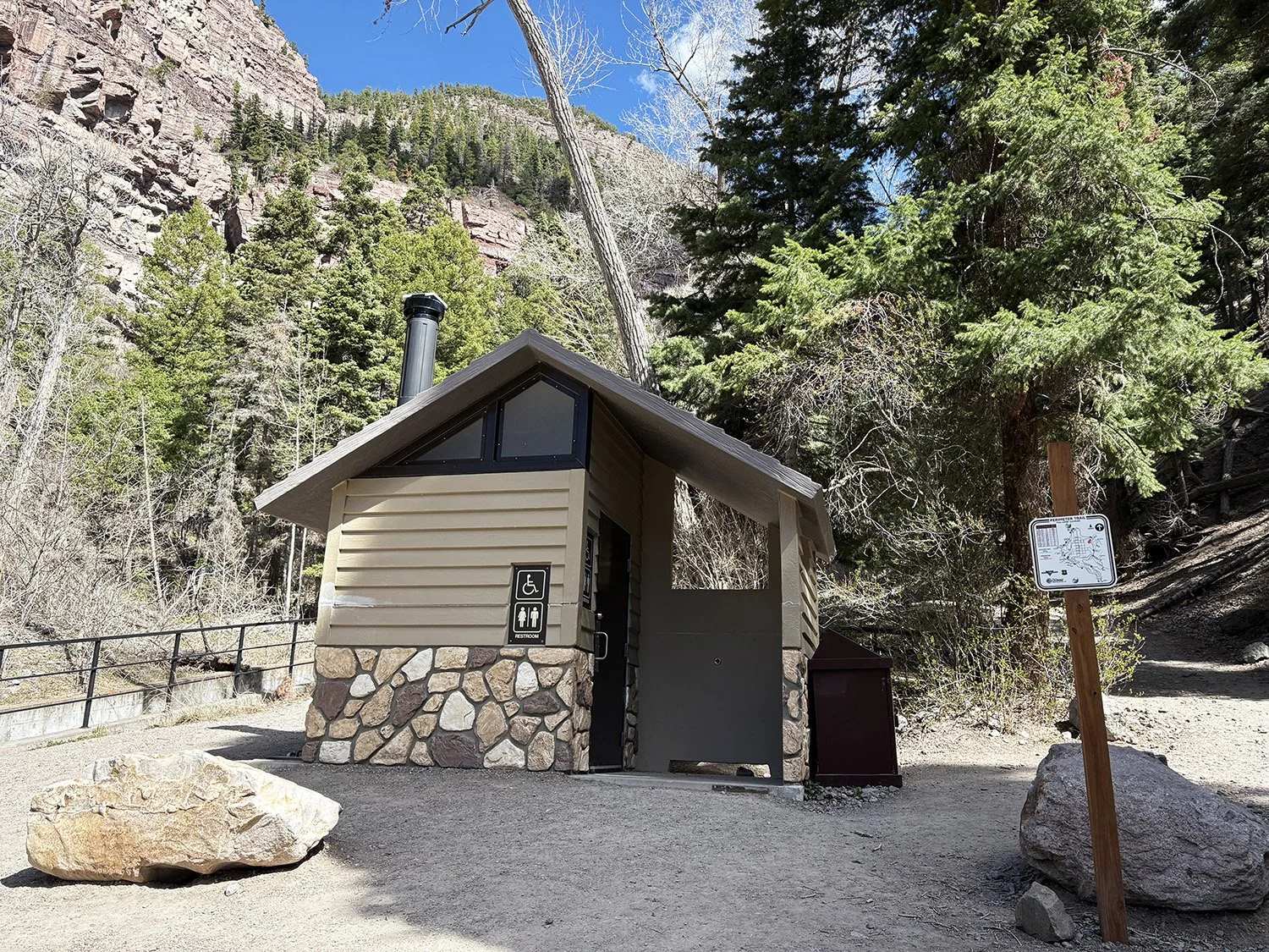 Outdoor view of Cascade Falls restroom