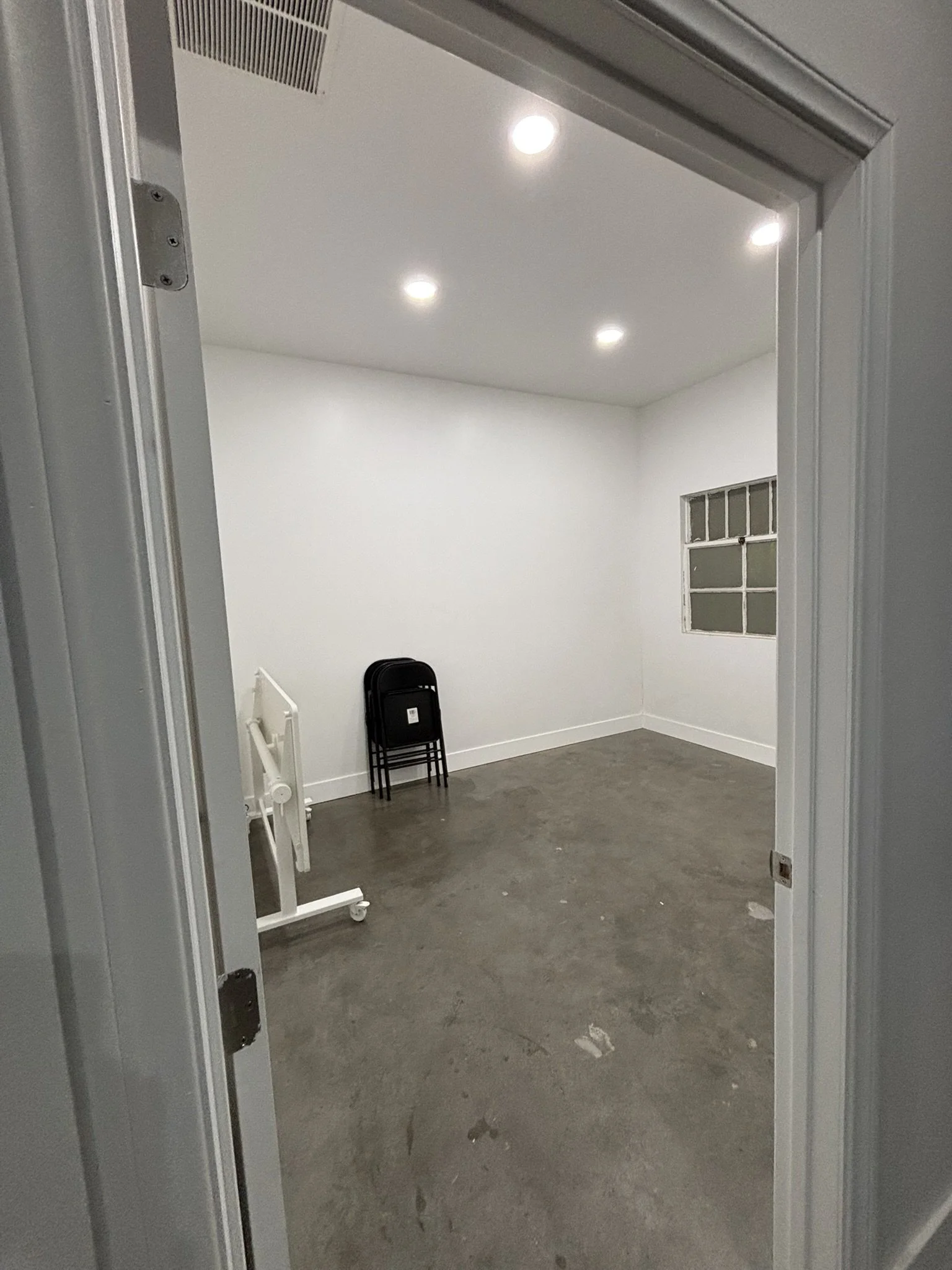 Side room available for setup, storage, dressing area, or other event activities