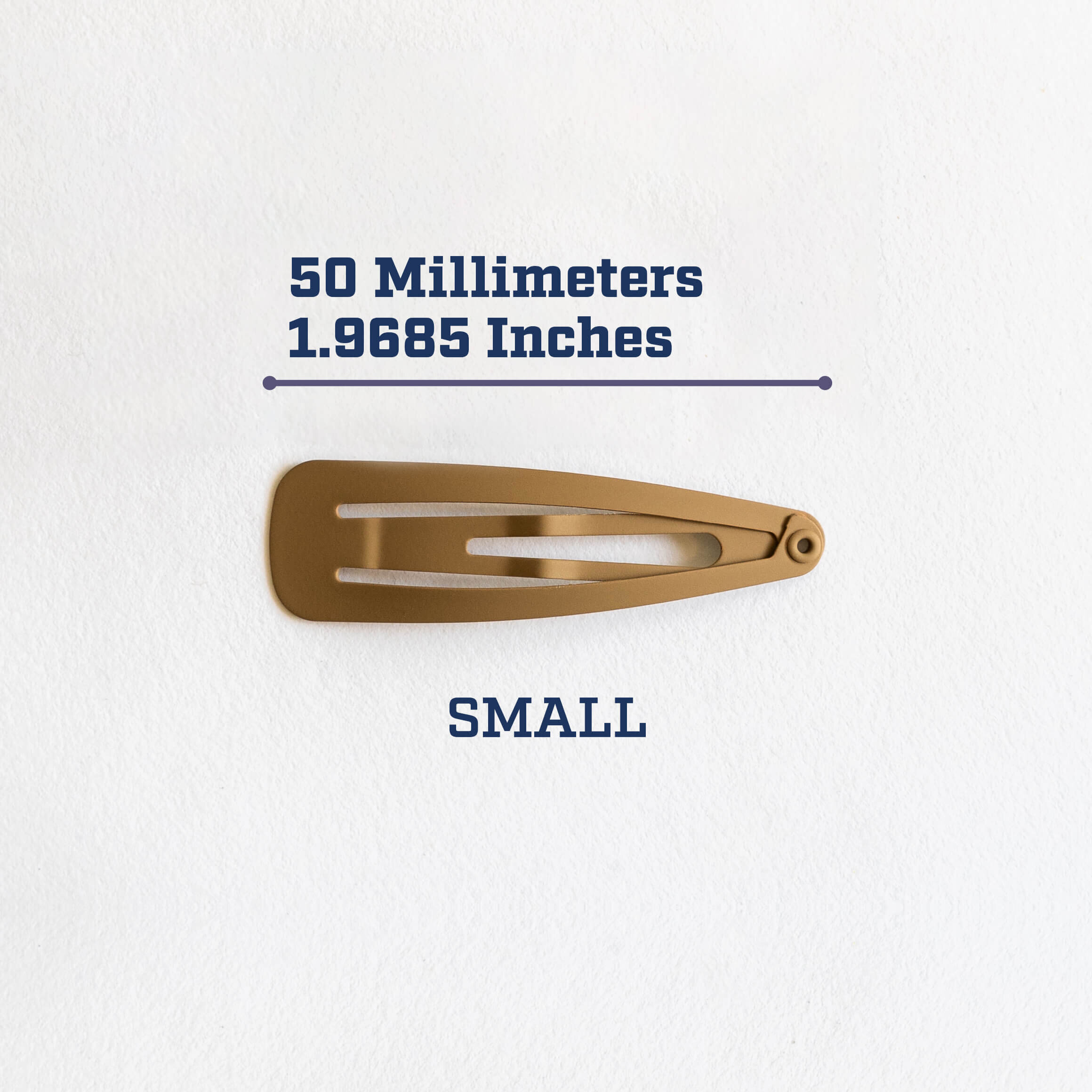 A picture showing the size of the small Pop Clip.
