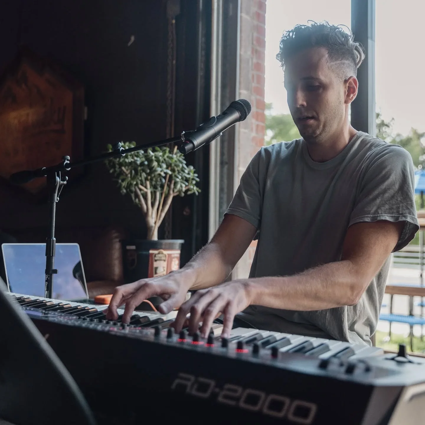 A Human Named David is tickling the ivories tonight 6-8pm. It will be a grand occasion. We hope you can join us. Cheers!