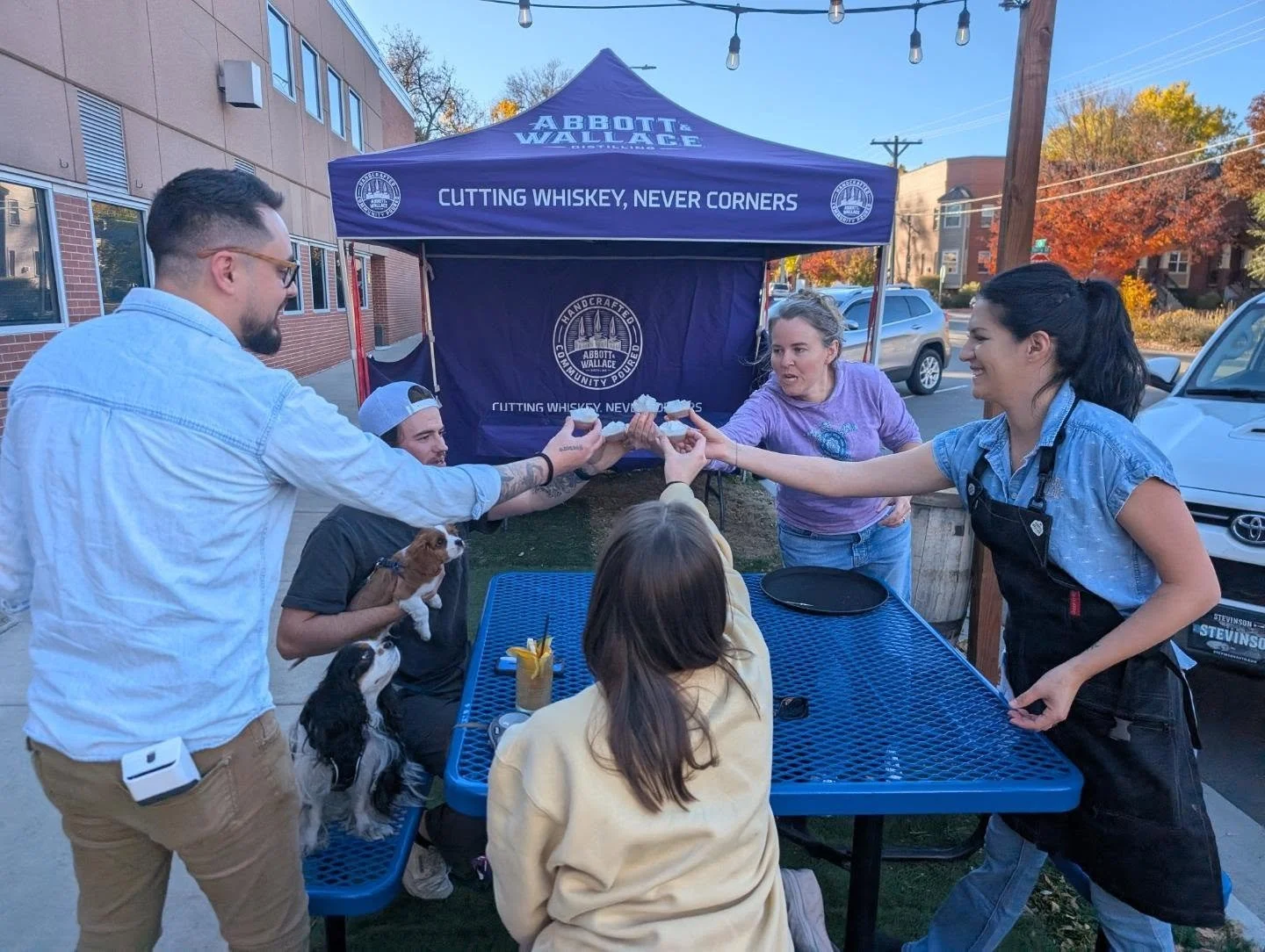 Happy Haunt the Mont and Halloween season! We have Live Latin music with Melao 6:30-8:30, Steph will be serving Apple Cider Jell-O Shots, and we have a Blueberry Pomegranate "Midnight Margarita" on special!