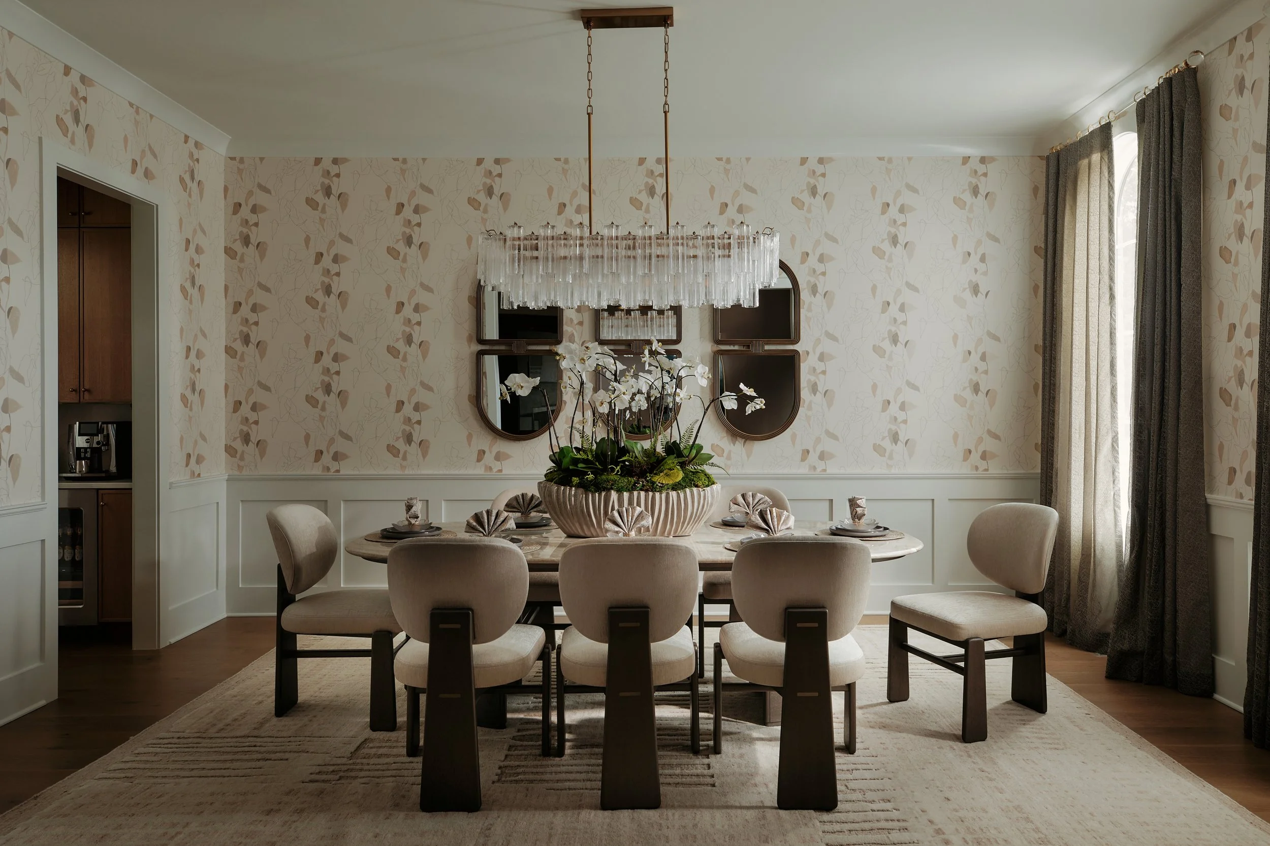 HowardHouseInteriors_Laguna_Dining_Wide_WebSafe.jpg