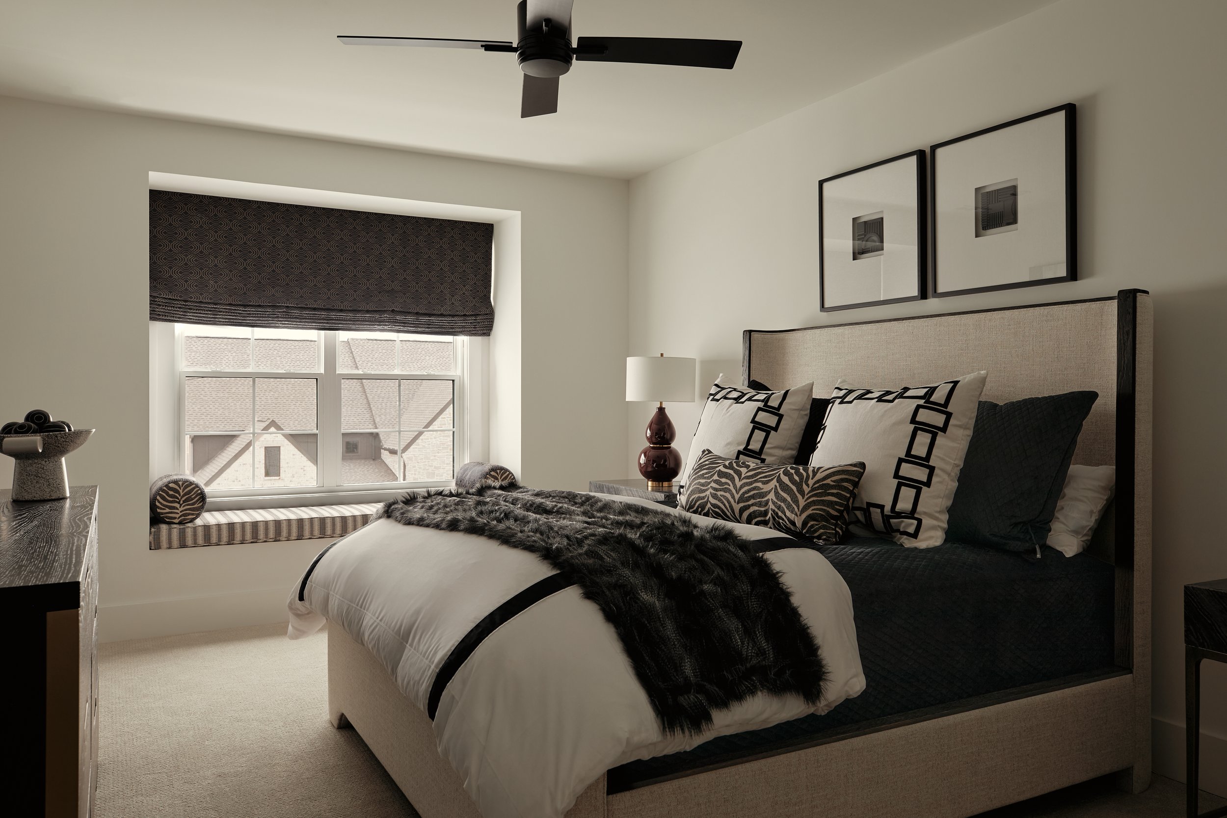 HowardHouseInteriors_Laguna_GuestBedroom_WebSafe.jpg