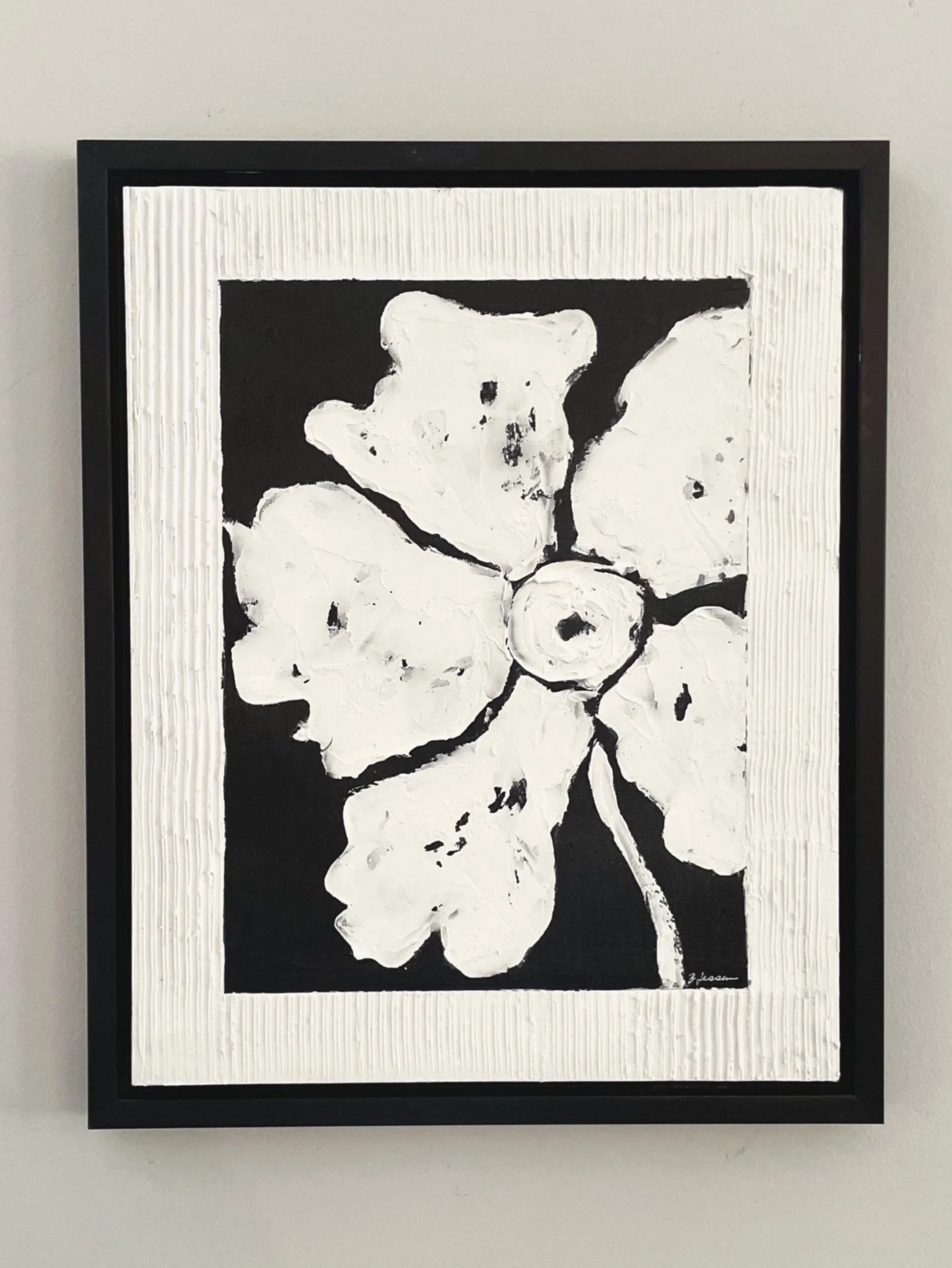 Textured Magnolia/22"x18"//$240
