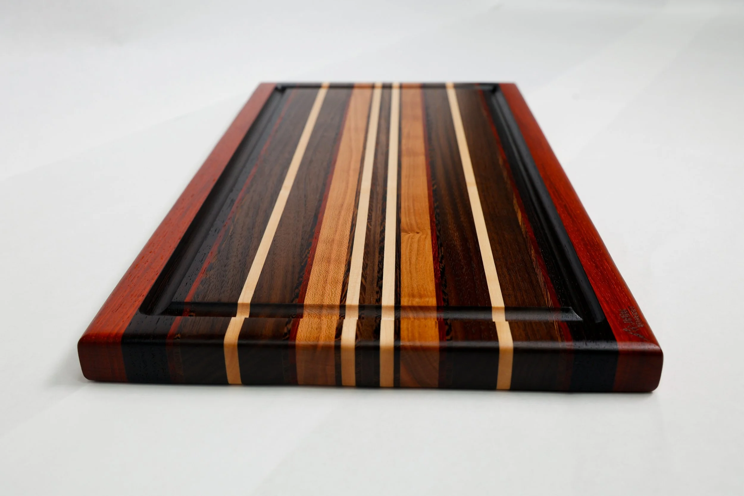 Sockeye II Large Edge Grain Cutting Board With Juice Groove 20" x 11" x 1" — DeVo's WoodCraft