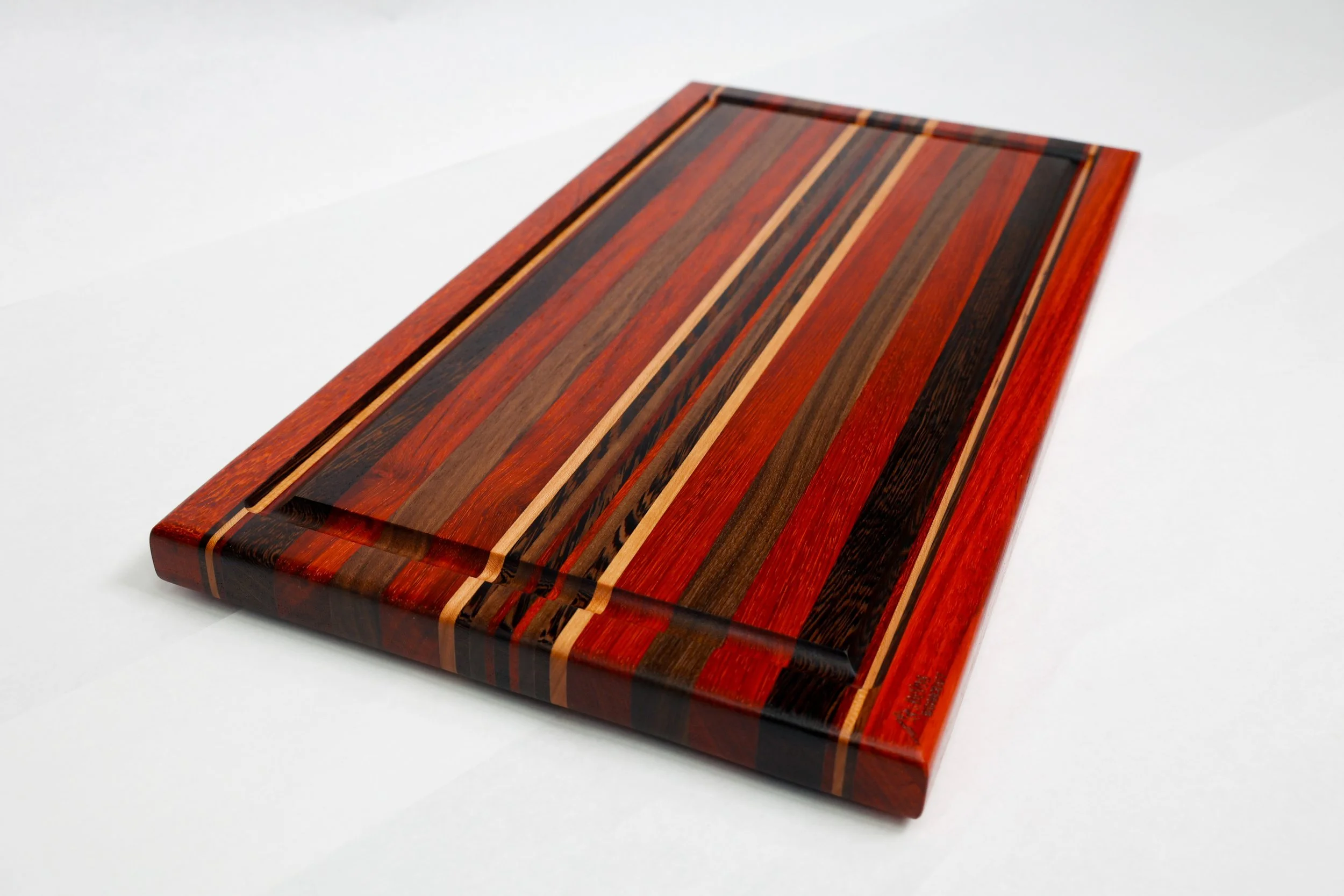 Midnight Sun PreOrder Edge Grain Cutting Board — DeVo's WoodCraft