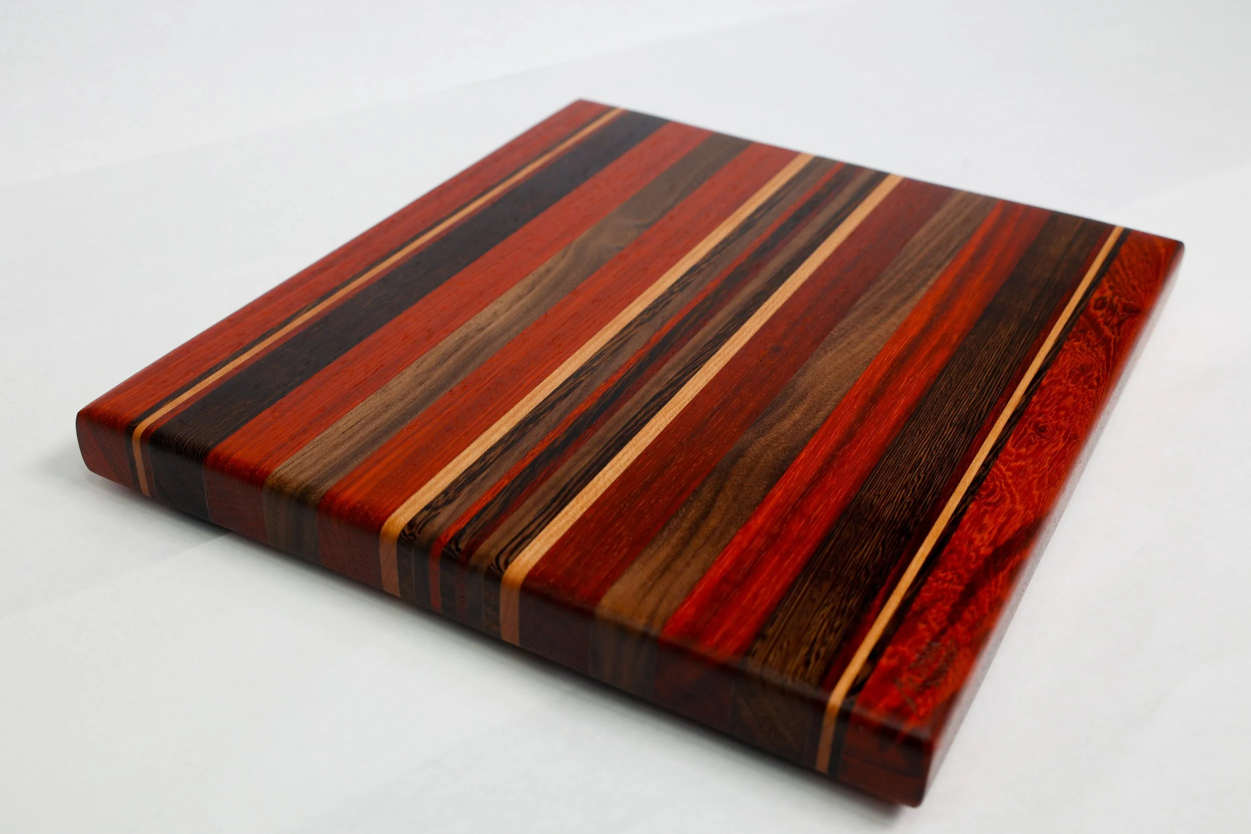 Midnight Sun PreOrder Edge Grain Cutting Board — DeVo's WoodCraft