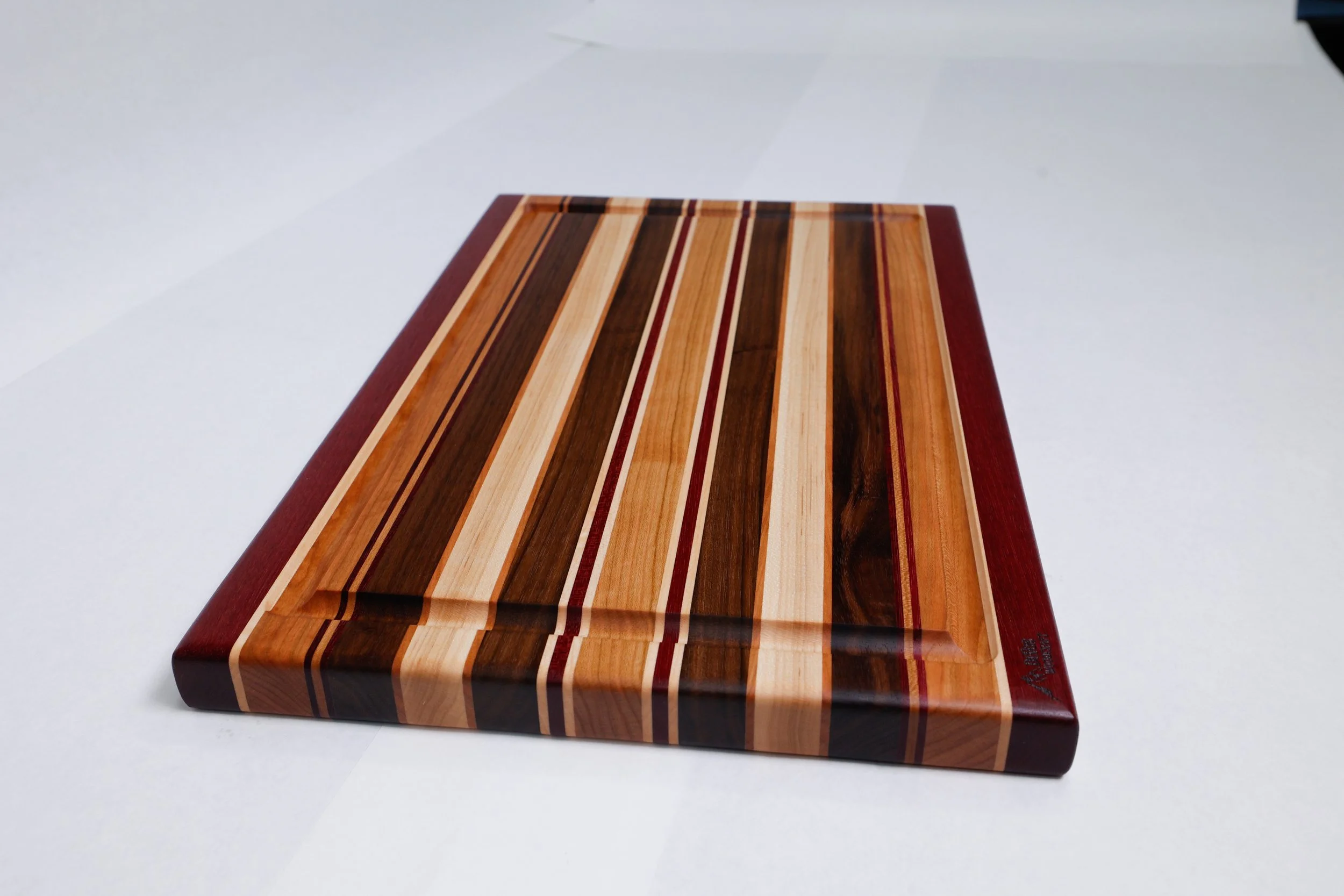 Wild Iris PreOrder Edge Grain Cutting Board — DeVo's WoodCraft