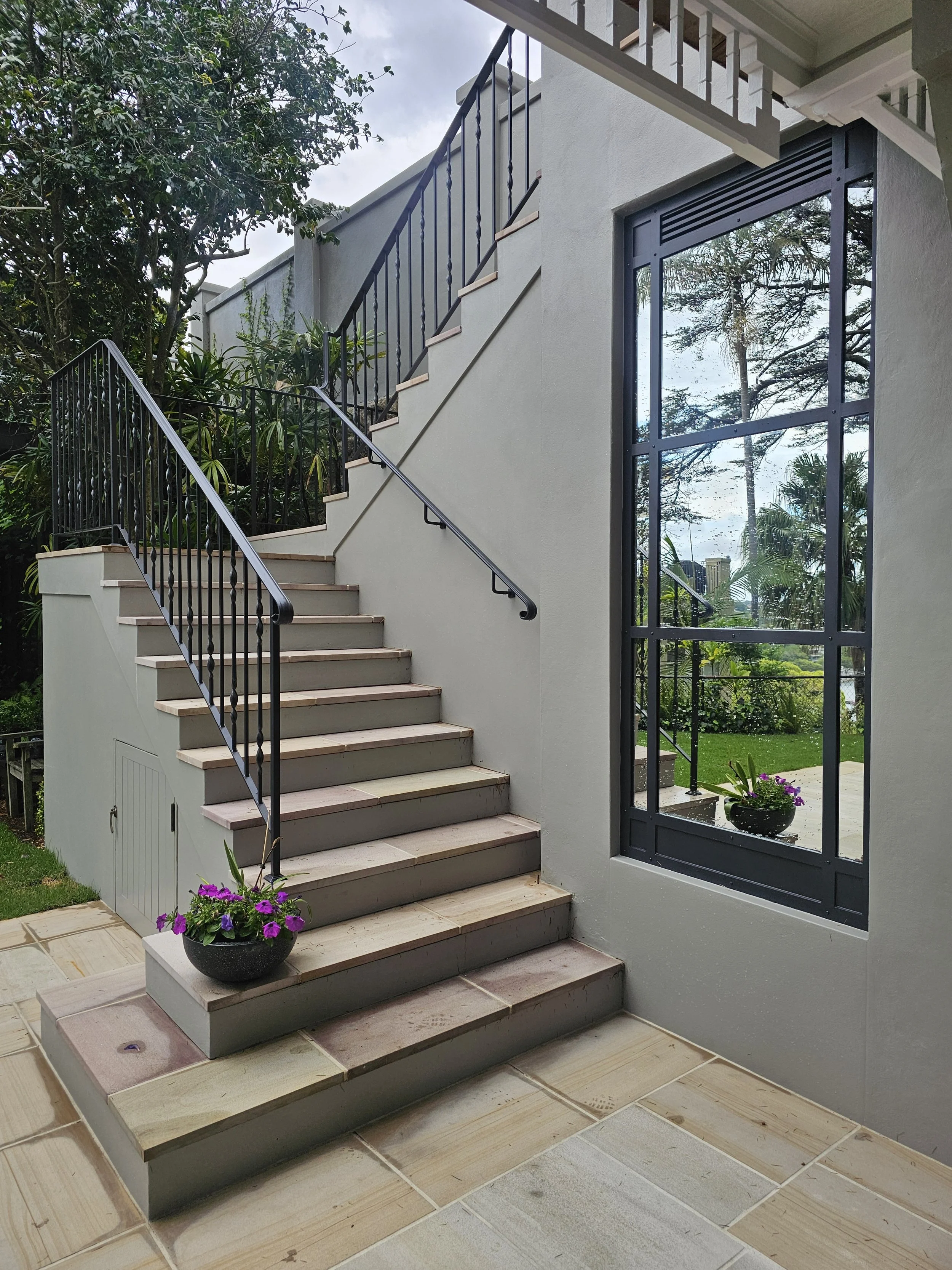 Wrought iron handrail 
