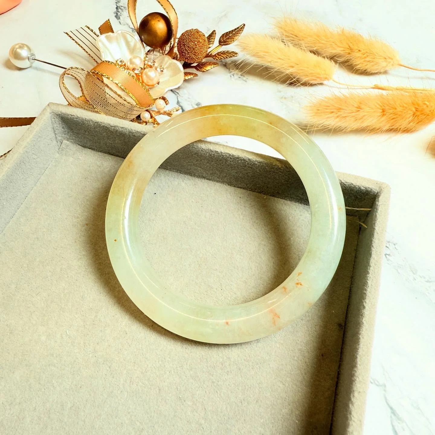 The Autumn Skyé.jpg