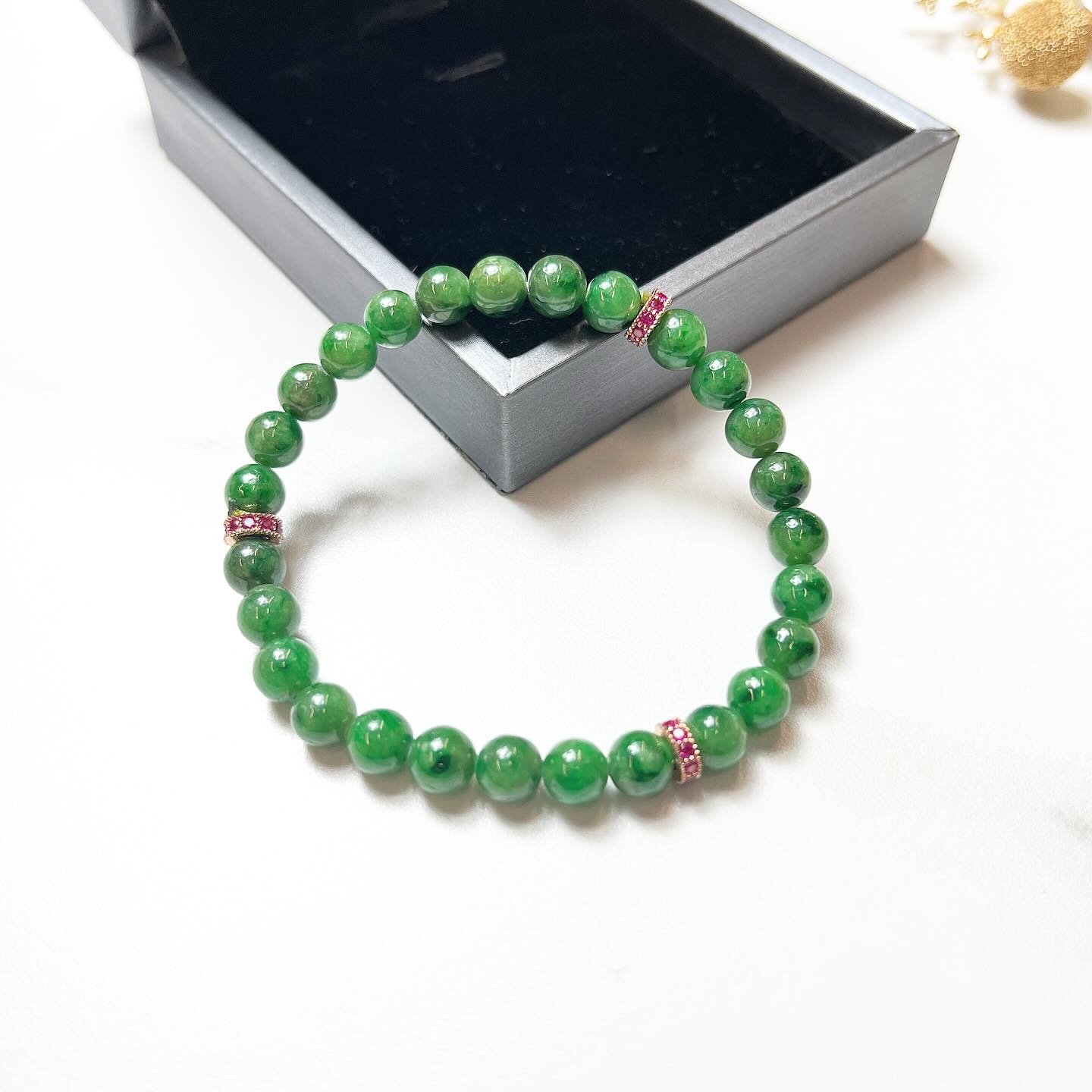 greenbead3.jpeg