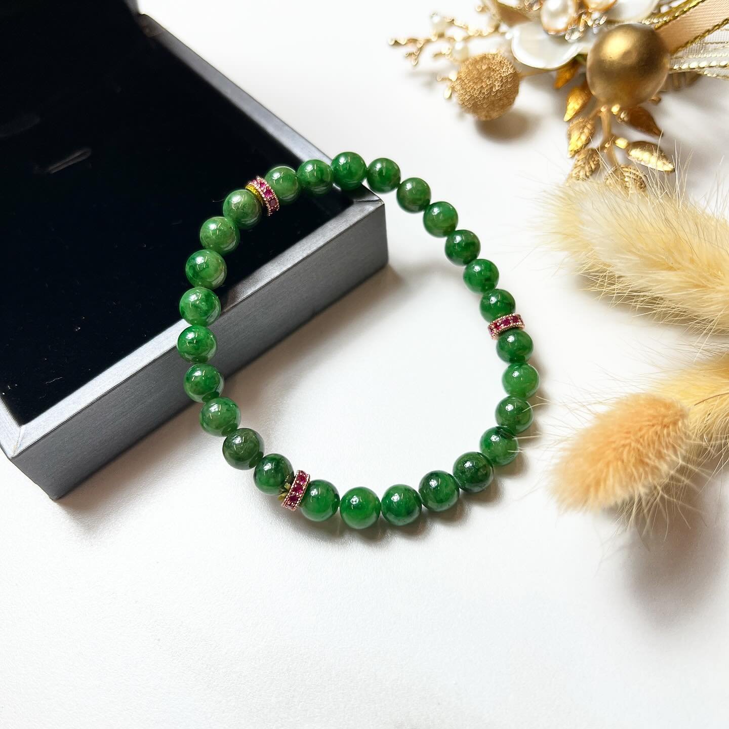 greenbead2.jpeg