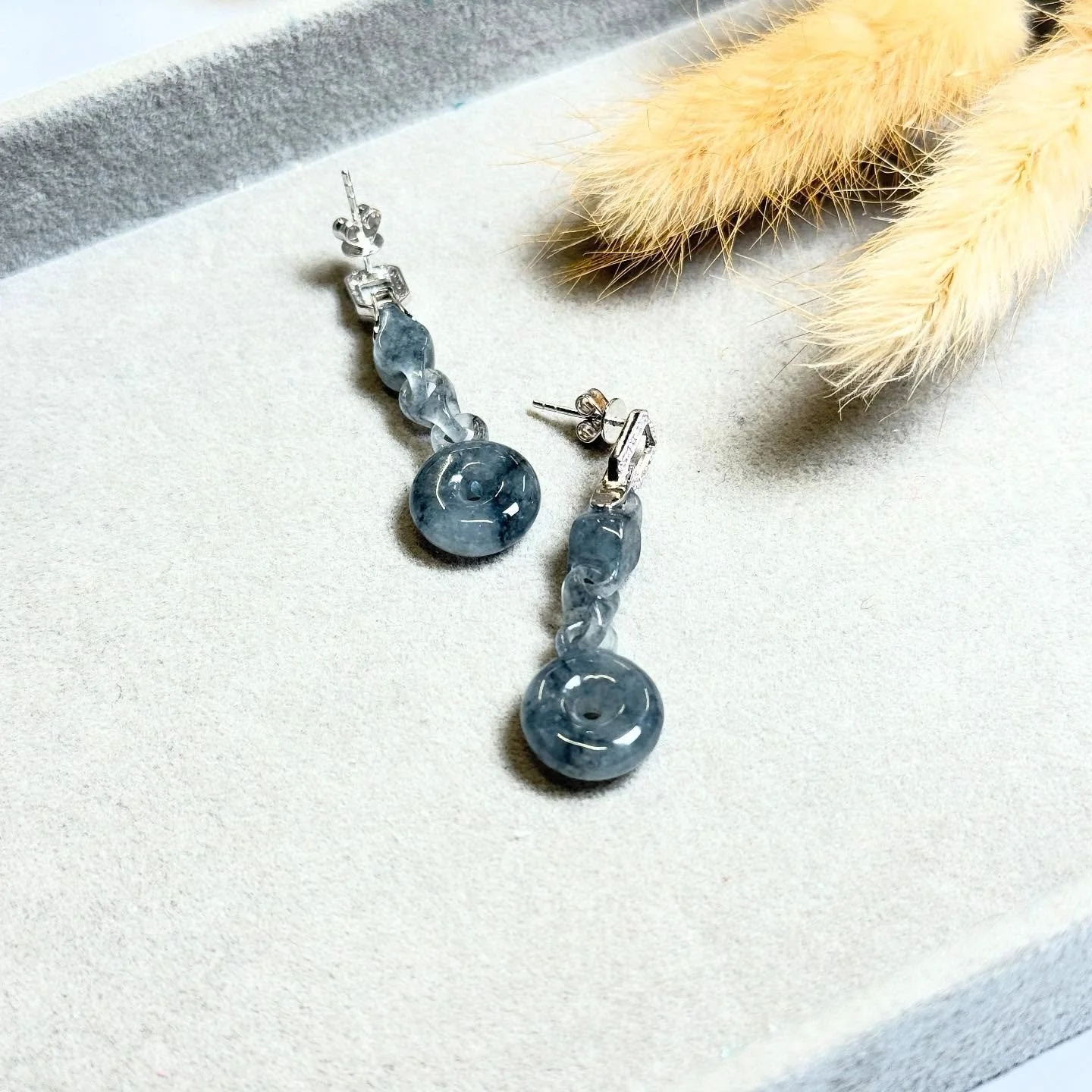 Wuji Interlocks3.jpg