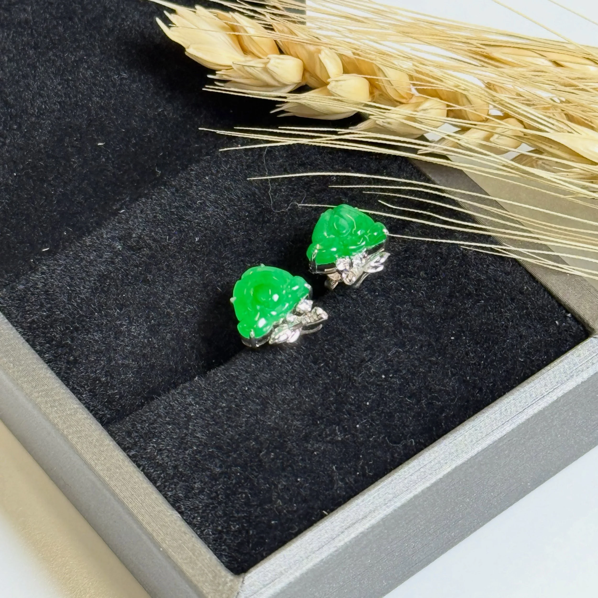 Peony Studs3.jpg