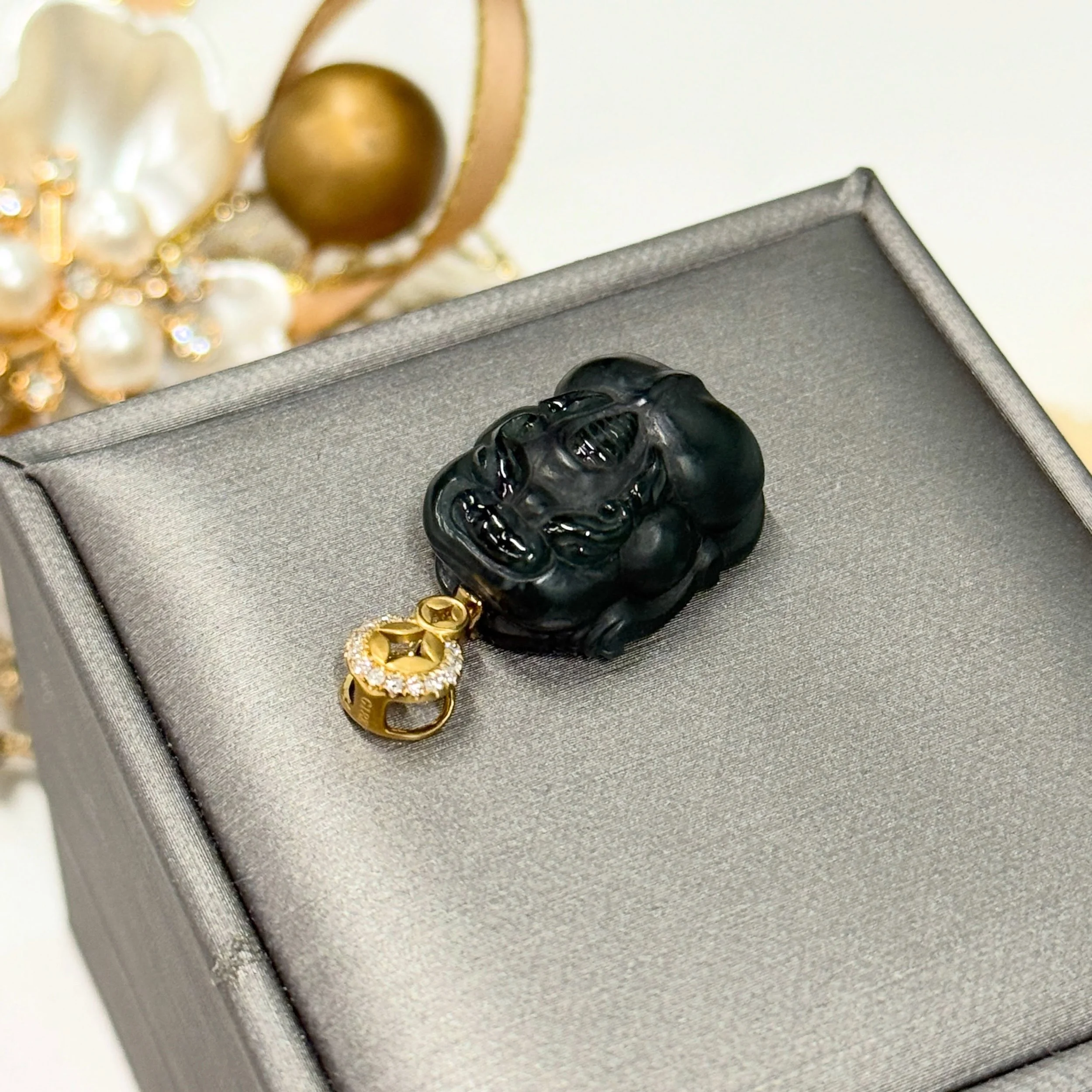Omphacite Pixiu2.jpg
