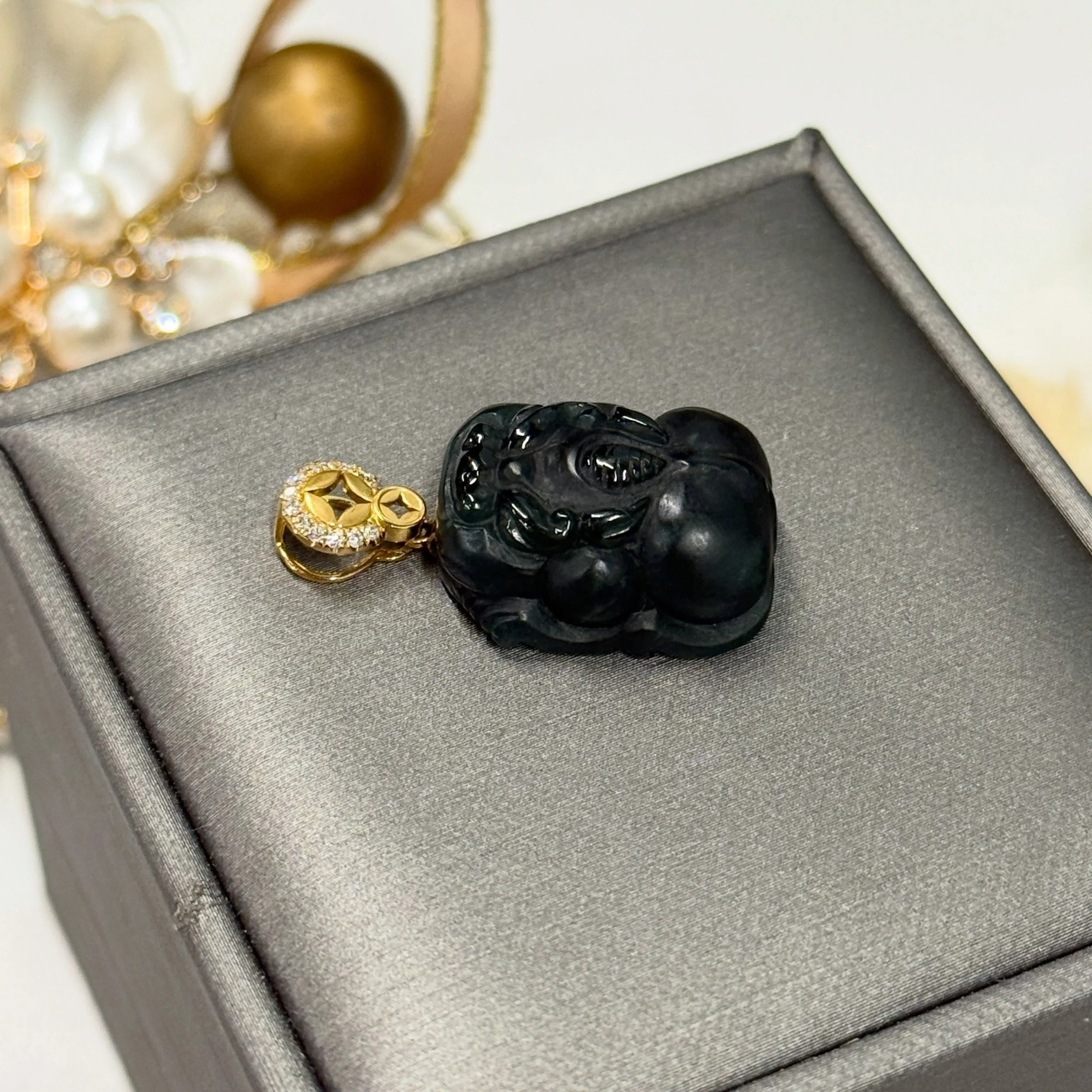 Omphacite Pixiu1.jpg