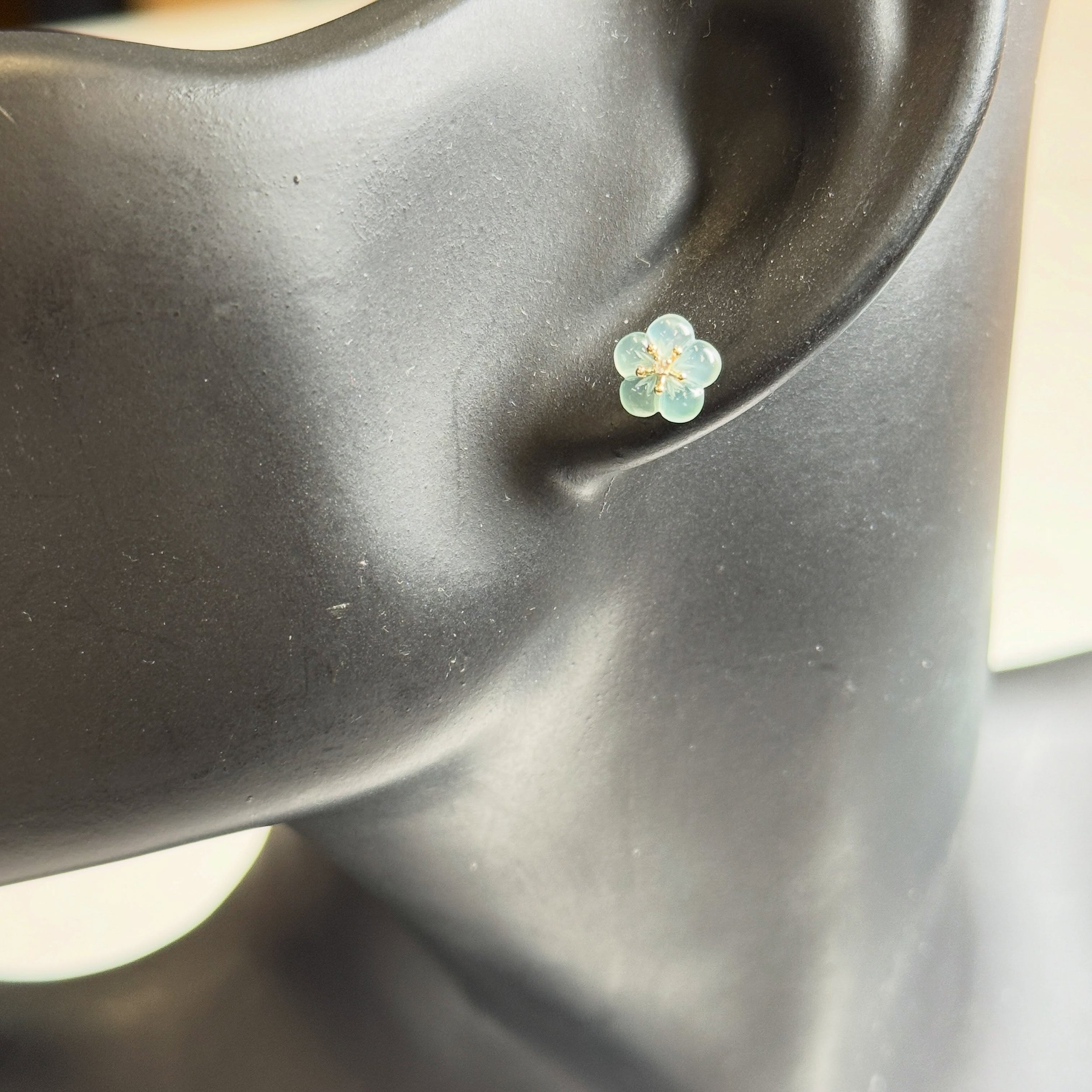 Flower Studs14.jpg