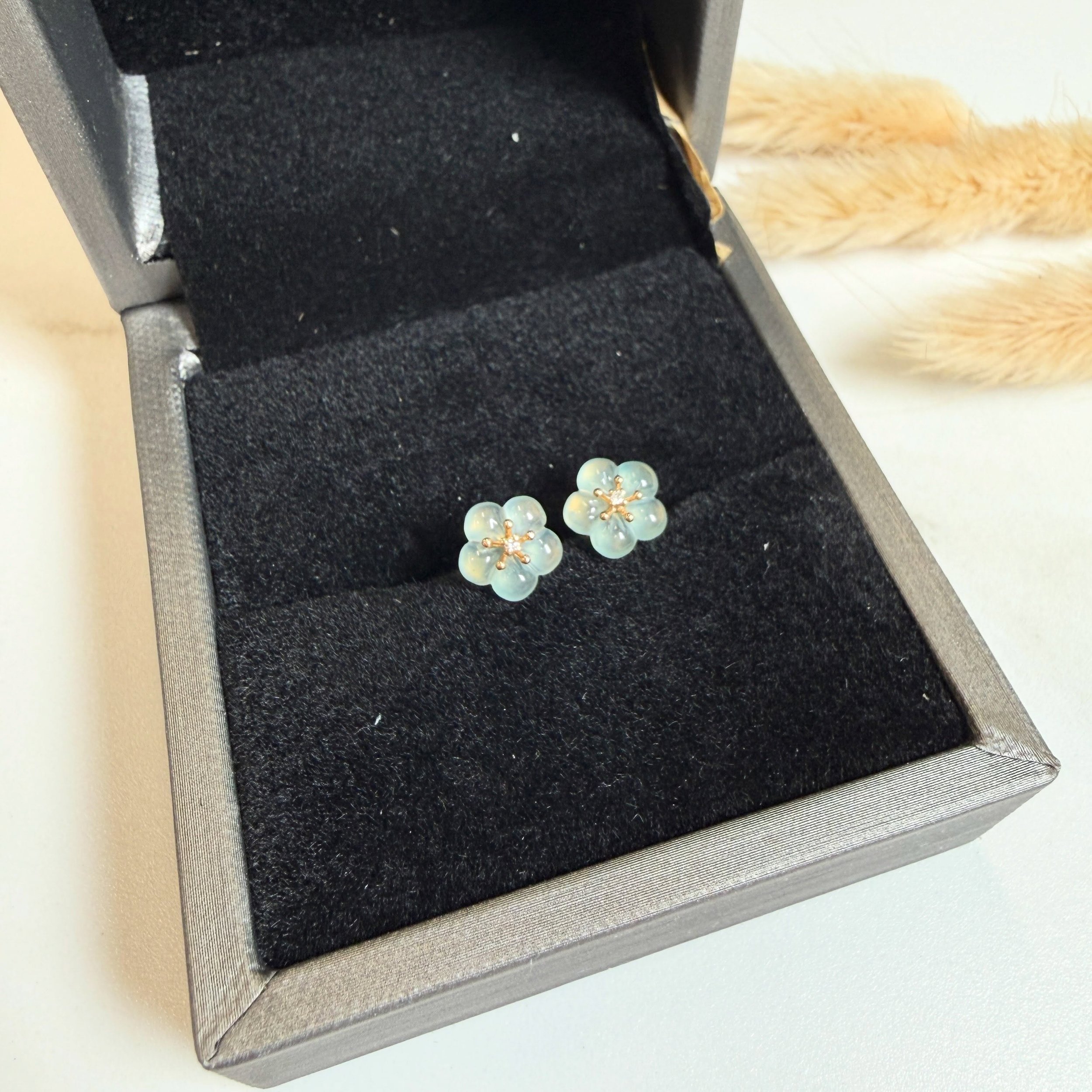 Flower Studs12.jpg