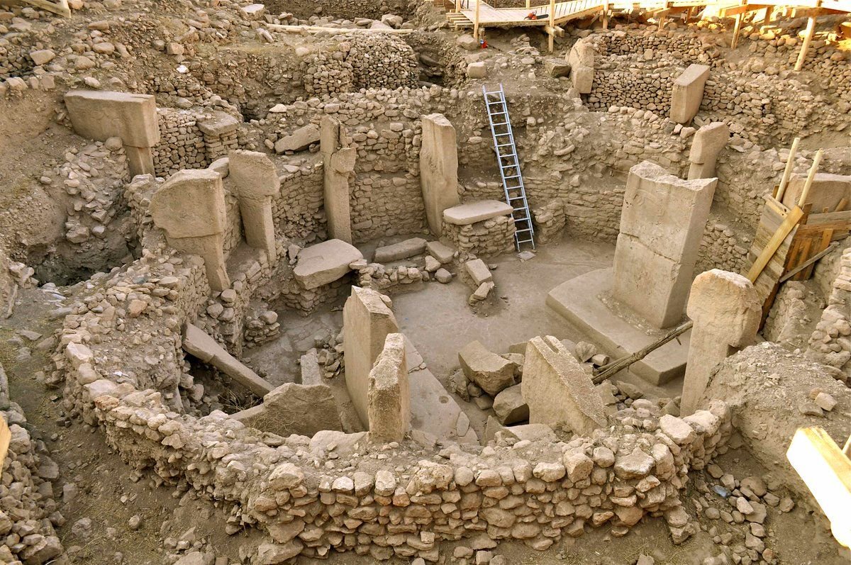 Gobekli Tepe (Turkey) - 9000 BC