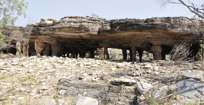 Nawarla Gabarnmung - Arnhem Land Australia  (48,000 BC)