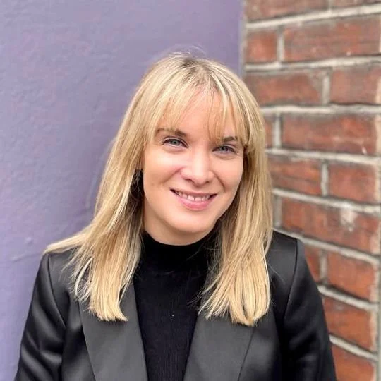 Stephanie Collins - Sales Advisor