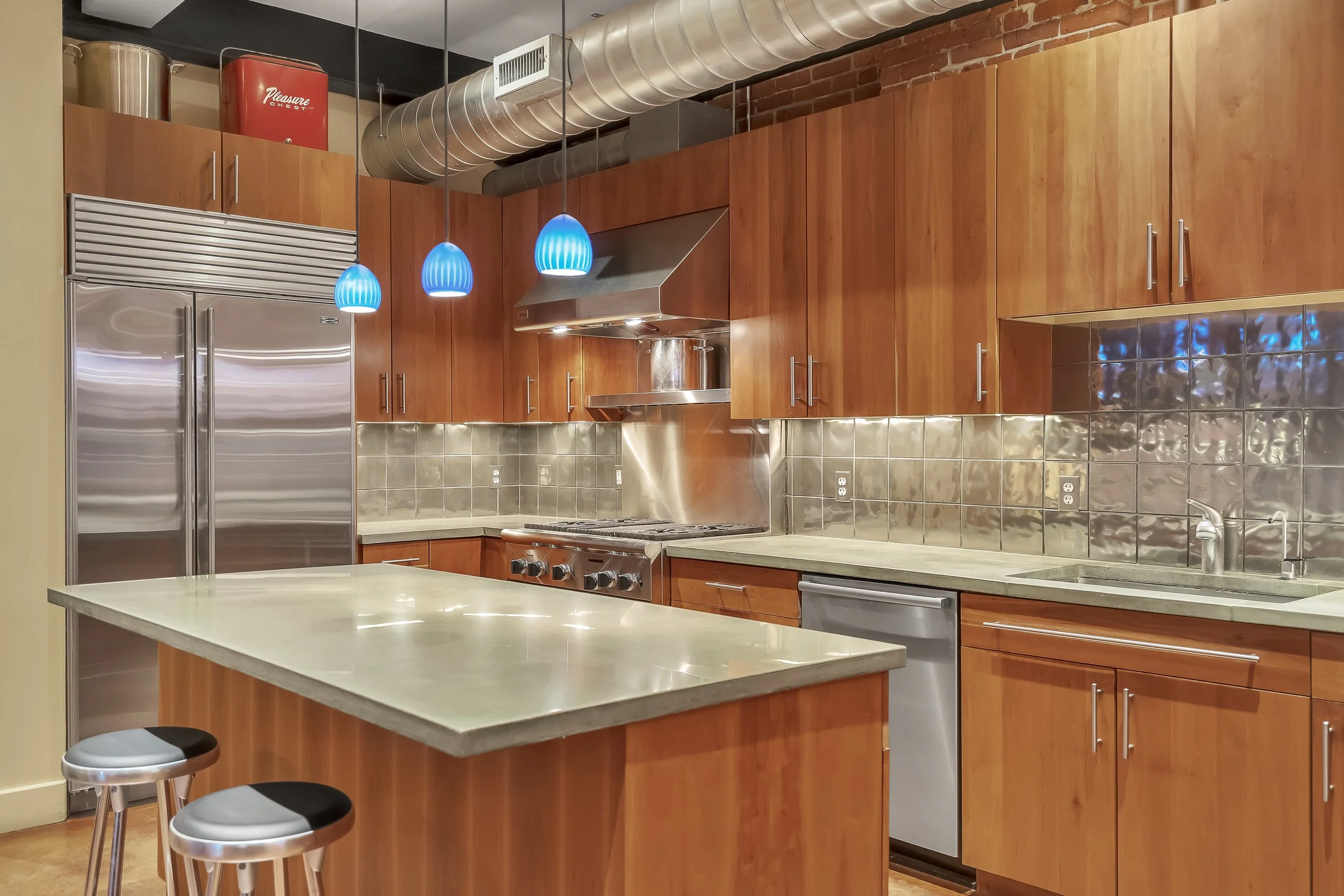 _DMW0964 - small.jpeg