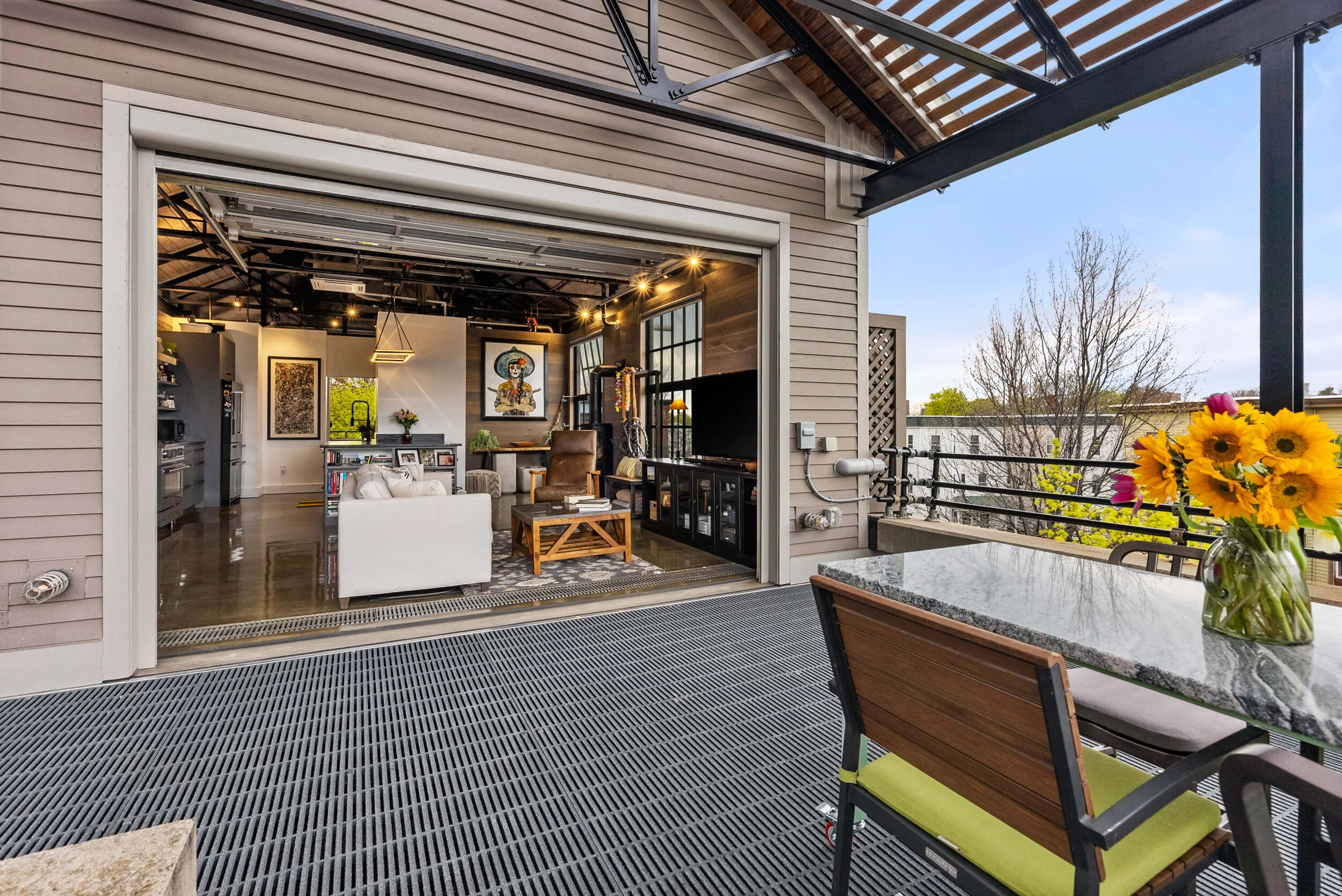 505 Howard Street — Davis Square Lofts