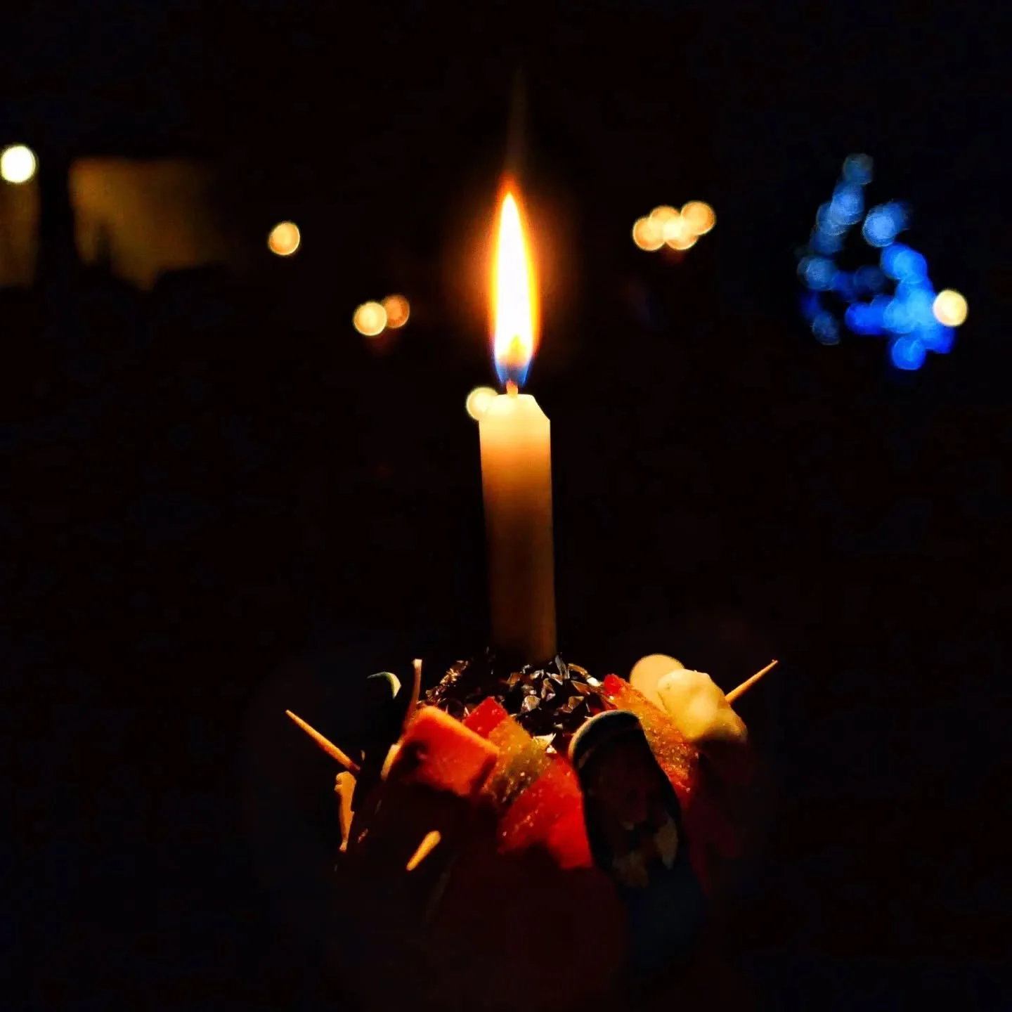 Oranges, ribbons, and glow-sticks (well, candles!)&mdash;it&rsquo;s Christingle time! 🍊🎉

Looking for a way to get the whole family into the Christmas spirit? Tomorrow at 3pm, we&rsquo;re retelling the Christmas story and we want YOU to be part of 