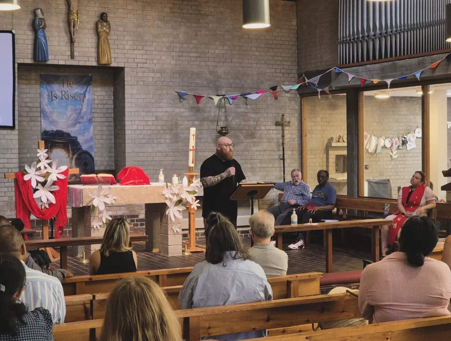 🔥🕊️ WHAT A DAY! 🕊️🔥

Today&rsquo;s Pentecost celebration was incredible! The Holy Spirit was truly moving in our midst as we marked the birth of the Church.

A huge thank you to Rev. Alan Moss, who absolutely preached up a storm today! 🙌 We were