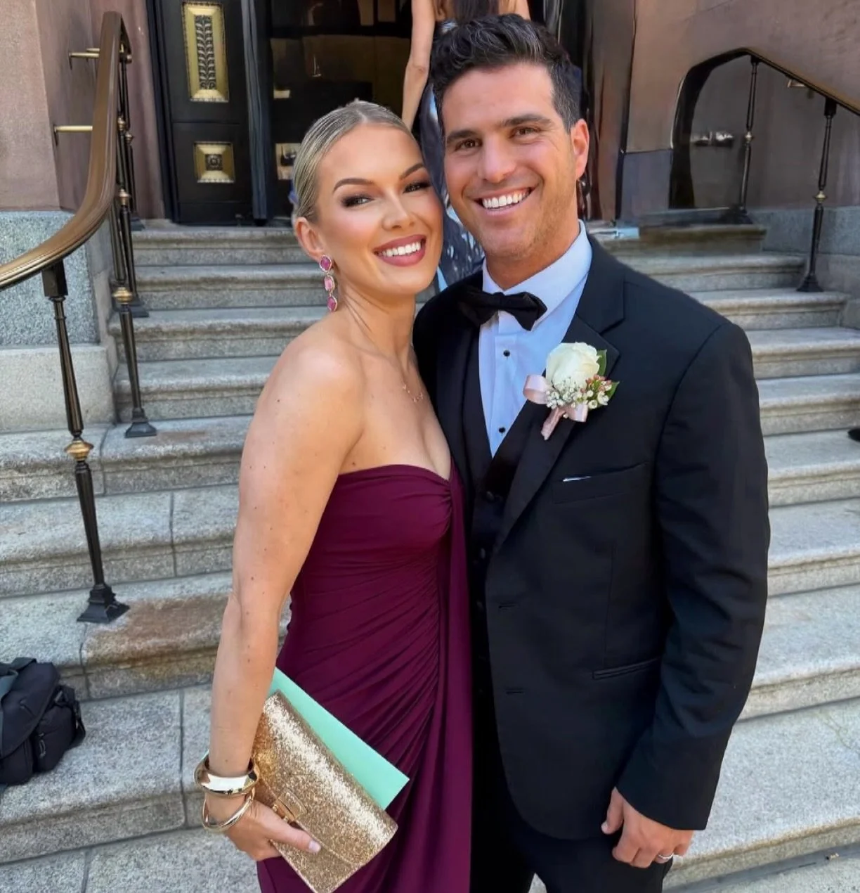 The most beautiful, bronzed couple celebrating the beautiful bride and groom! 

Had to make sure the best man was tan and confident to crush the speech! 🥂

One round of Epxress on each 🤎
