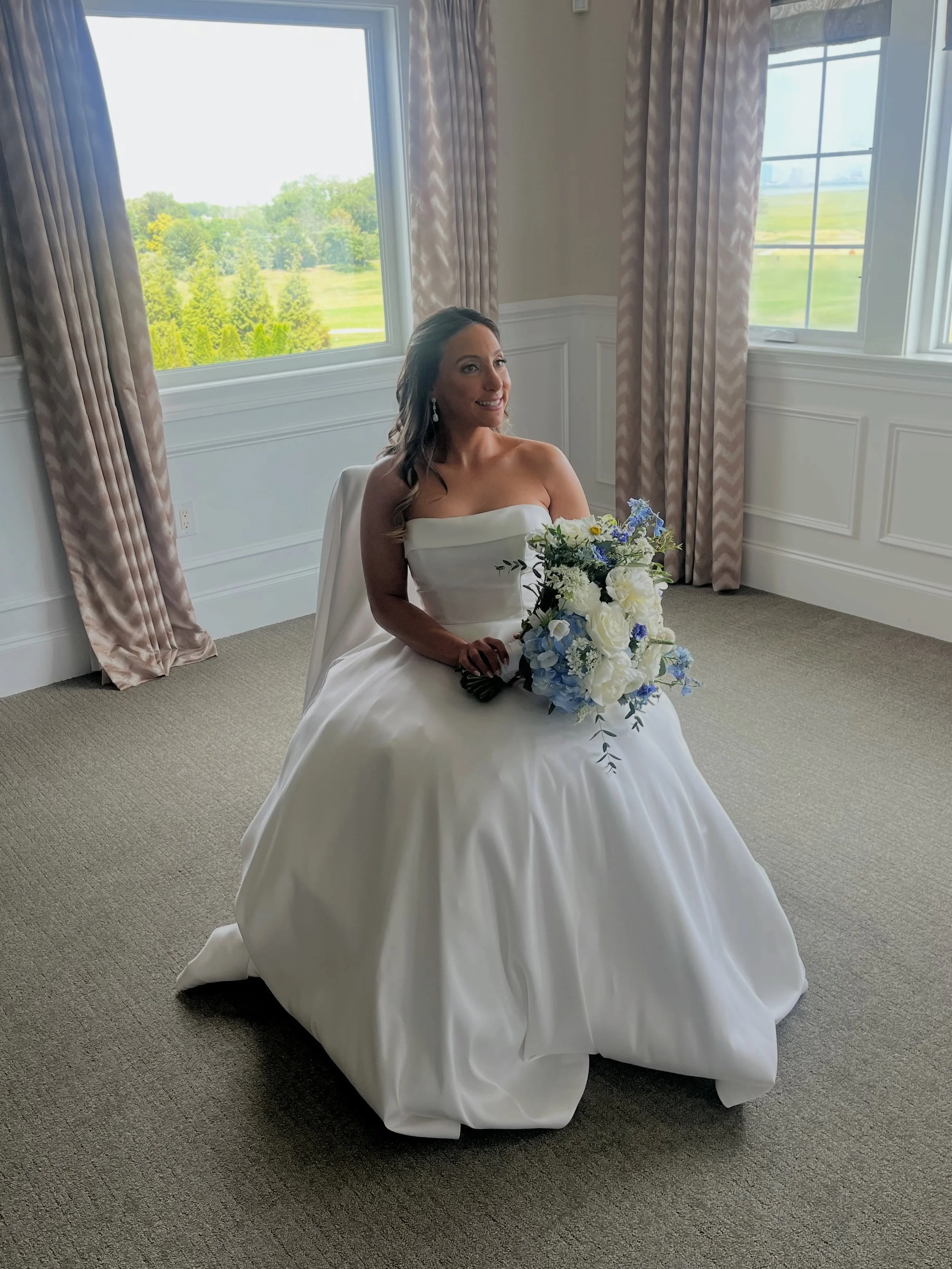The most beautiful bride 🩵🤍

Congratulations and 🥂 to a lifetime of love and happiness 💖

One round of Express on this babe ✨🤎