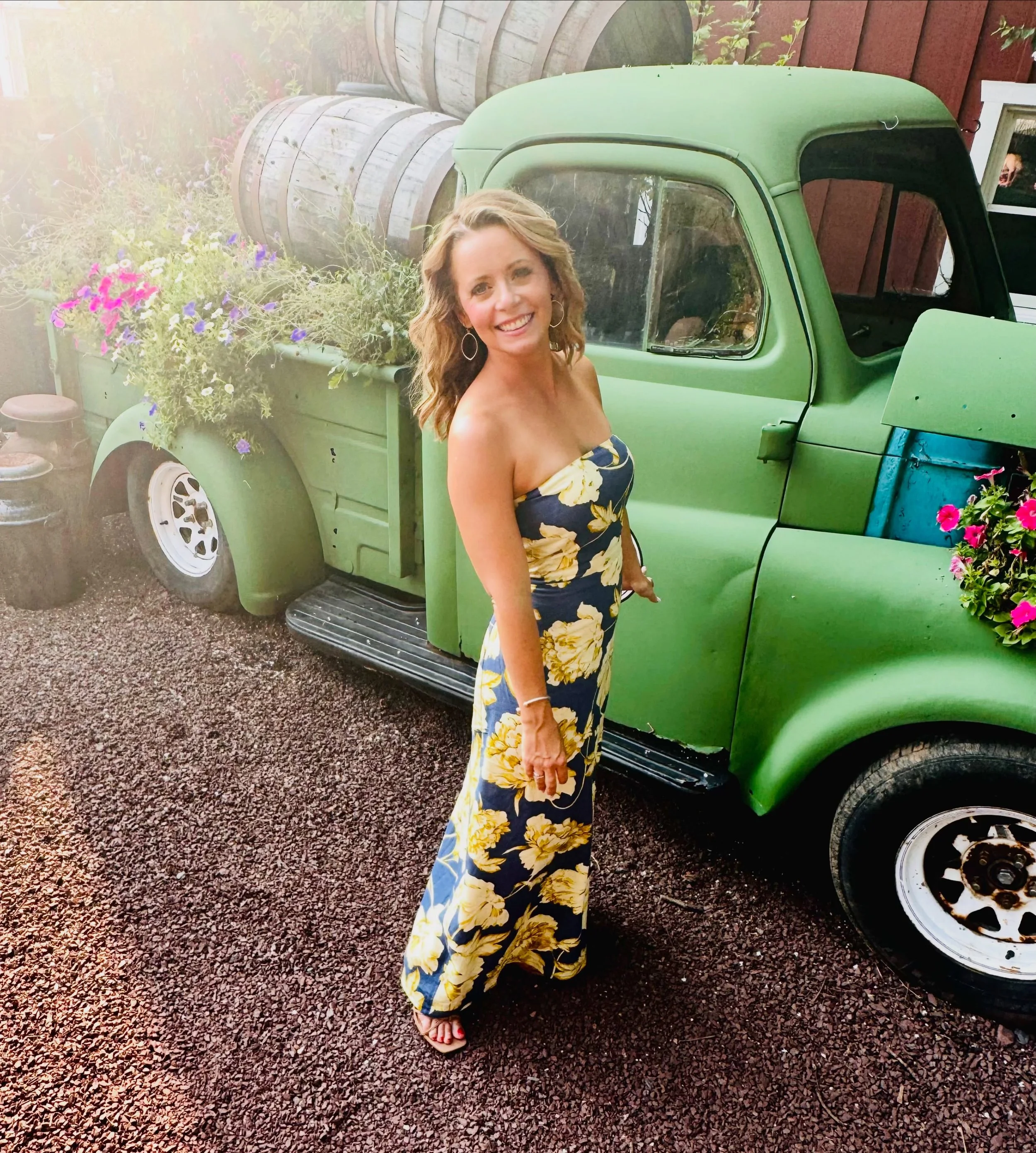 It&rsquo;s wedding season and this babe is GLOWING 🤩 

One round of Express for a natural bronze 🤎