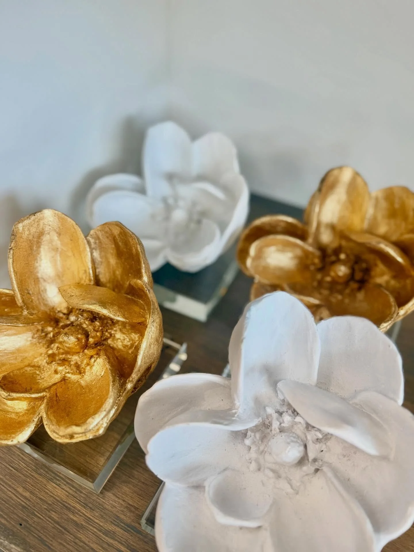 Mother&rsquo;s Day is right around the corner🌷

Skip the last minute search and stop by Streamline for the perfect gift that she will actually LOVE!

#ShopLocal #225 #MothersDay #GiftIdeas