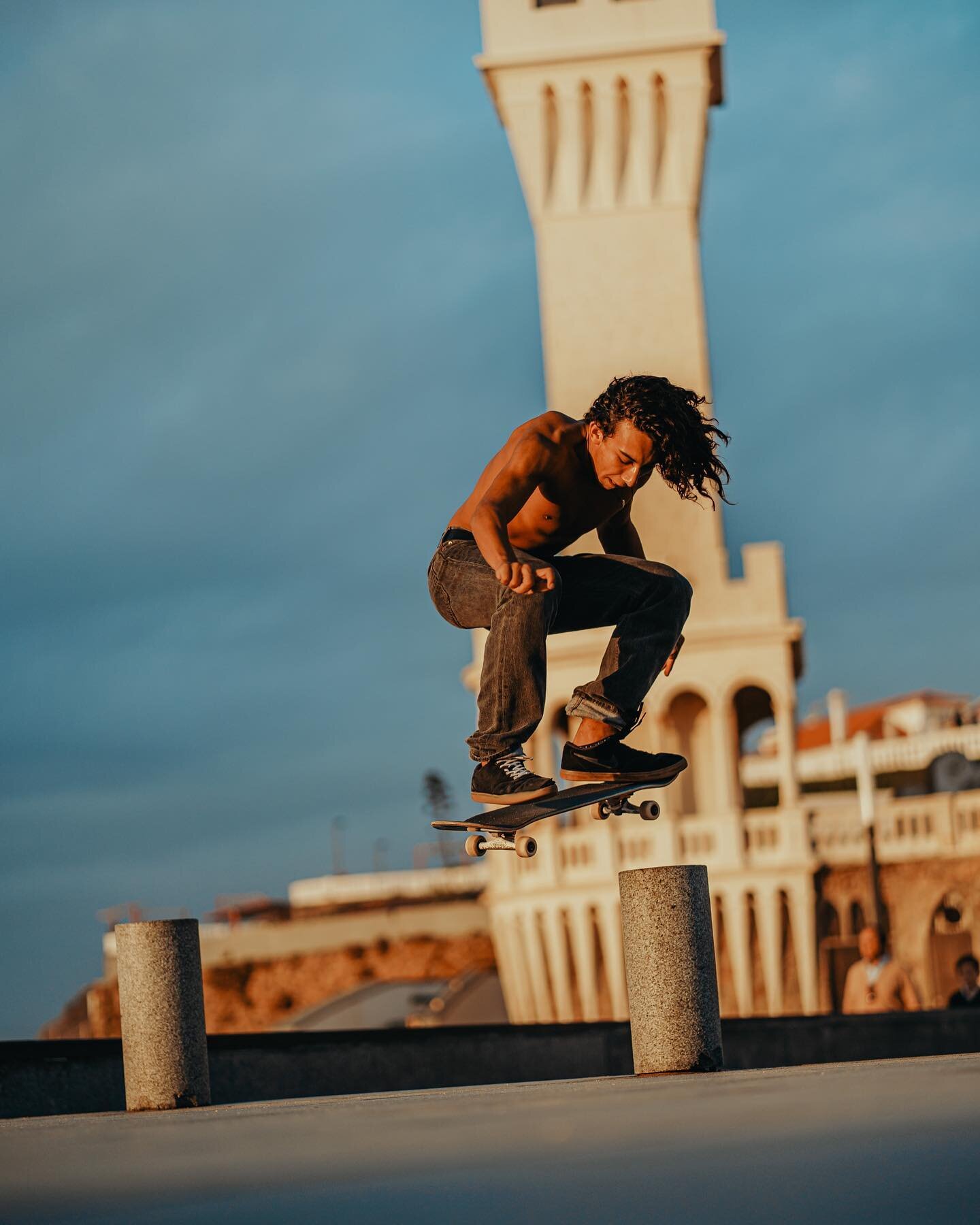 Summer is coming near. 
Since I really love skateboarding, I&rsquo;m looking forward to hang around skate places here in Berlin and take photos of people honing their craft!!
Also, I&rsquo;d love to finally take photos at a beach again soon !!