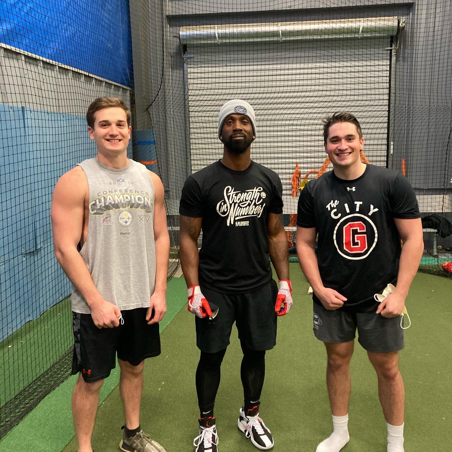 The boys got a quick photo with Andrew McCutchen today while putting in work💪🏻💪🏻
Plan the work, work the plan